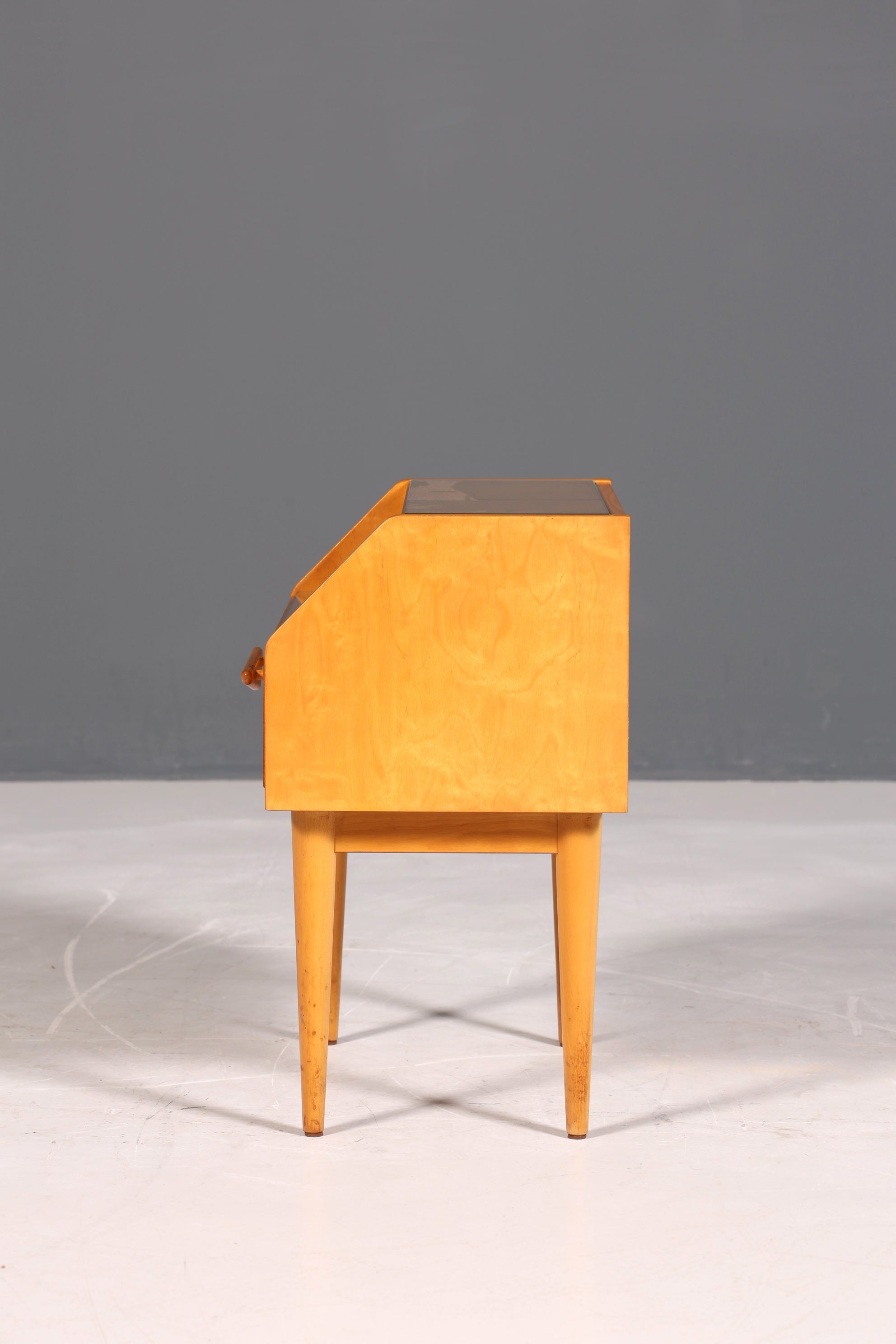 Schlichte Hellerau Kommode Mid Century Nachttisch echt Holz Beistelltisch VEB Möbel 1 von 2