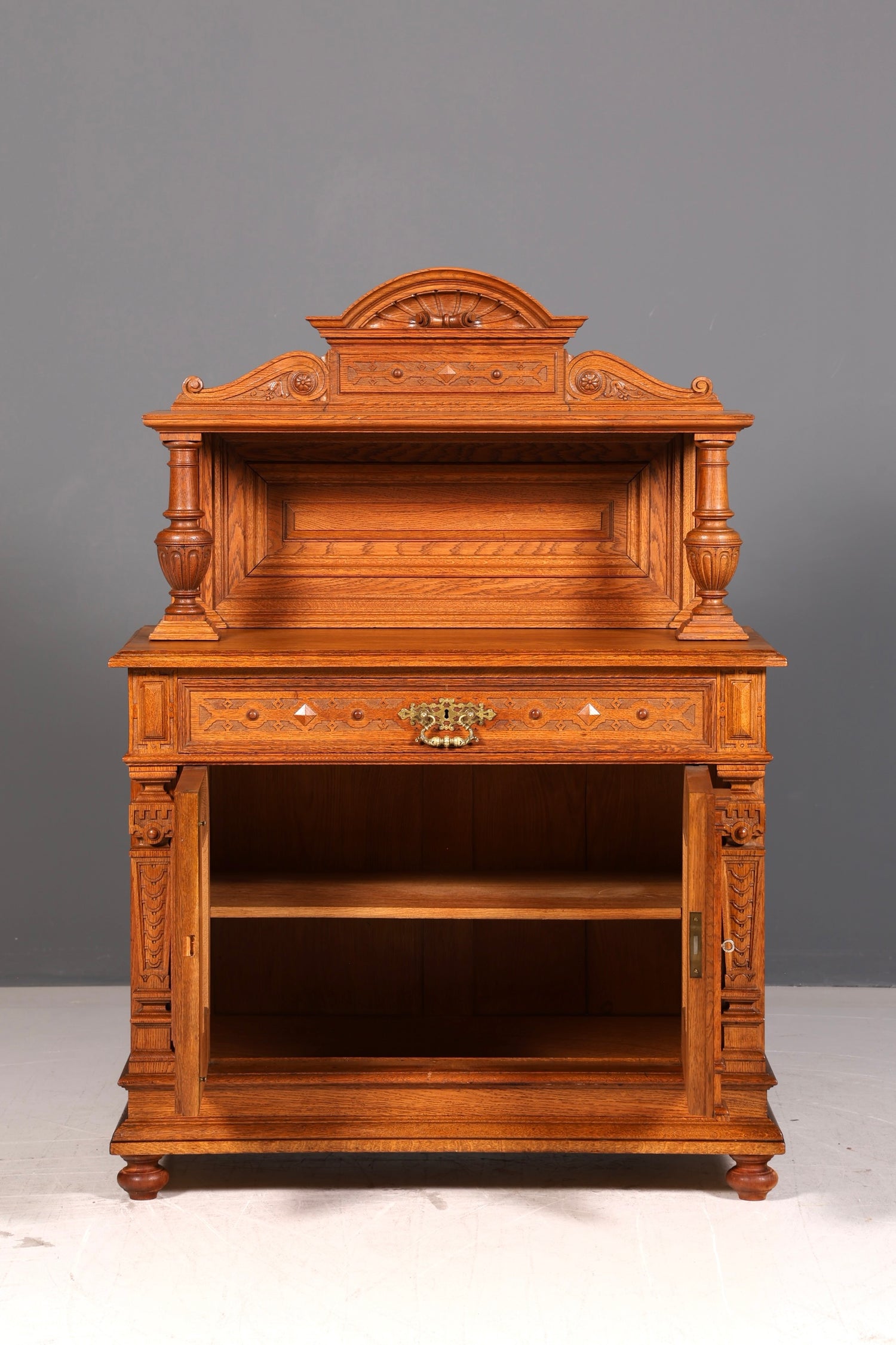 Wunderschönes Gründerzeit Buffet Eiche Anrichte Aufsatz Kommode Antik Sideboard Vertiko um 1890 Vintage