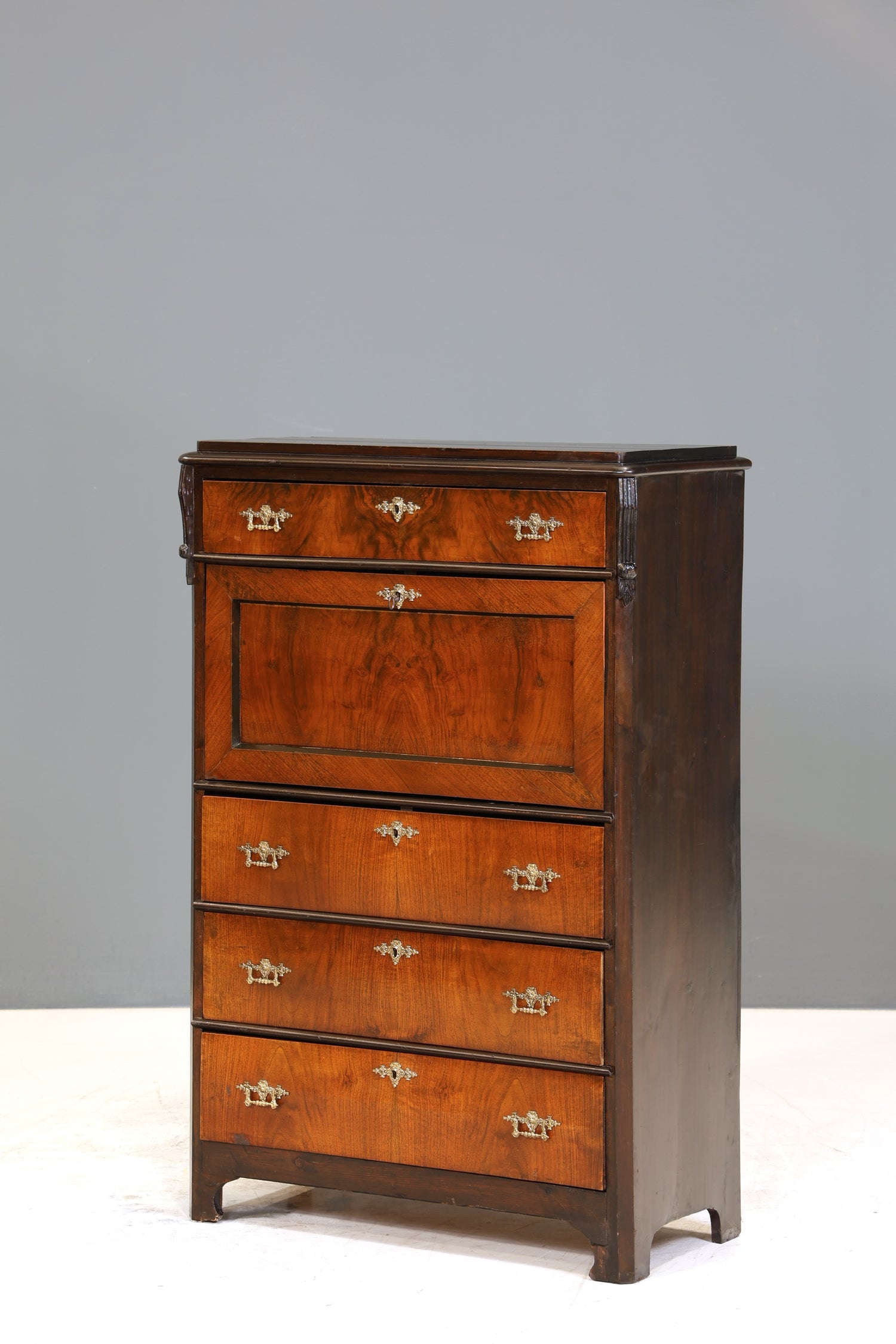 Stilvoller Gründerzeit Sekretär Vertiko Nussbaum Jugendstil Highboard Kommode um 1880