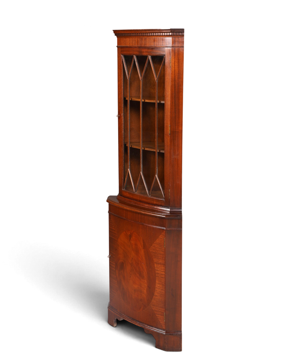Hauptstadt Möblerei englische Eckvitrine aus Mahagoni mit verglaster Tür und Rautenmuster im Vintage-Stil