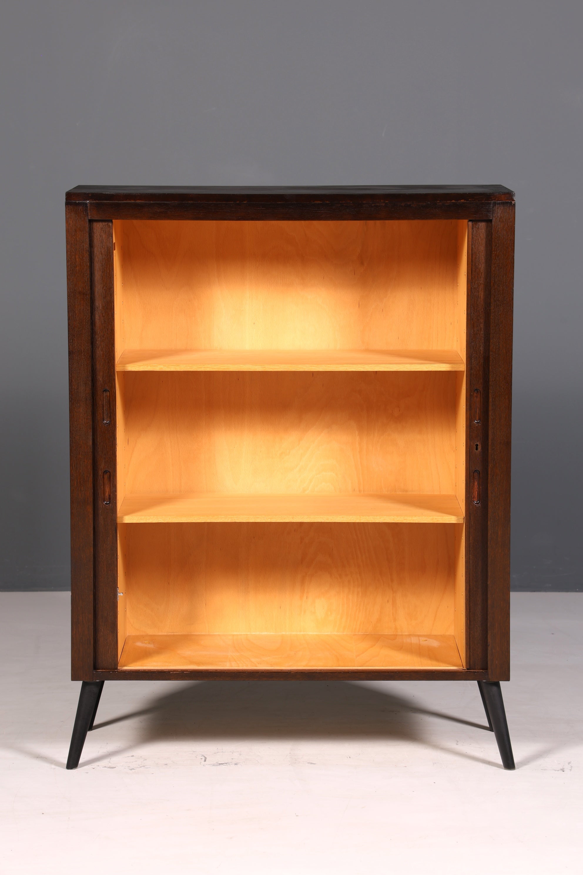 Wunderschöner Mid Century Schrank 60s Original Stehroll Aktenschrank Wäscheschrank Büroschrank