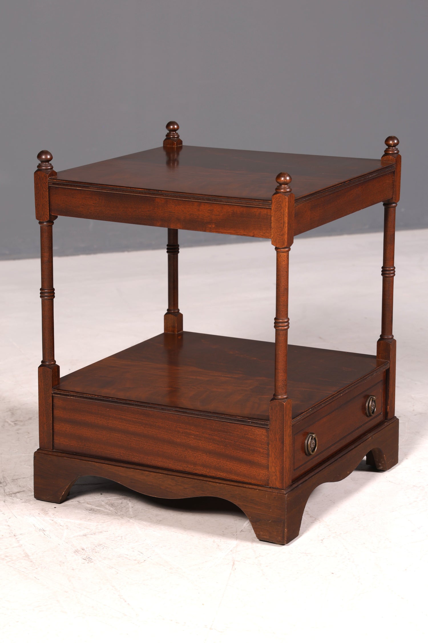 G145 Finish cm Traumhafter Englischer Tisch Couchtisch Englisch Antik Stil Mahagoni Ablagetisch Empire Stil Beistelltisch