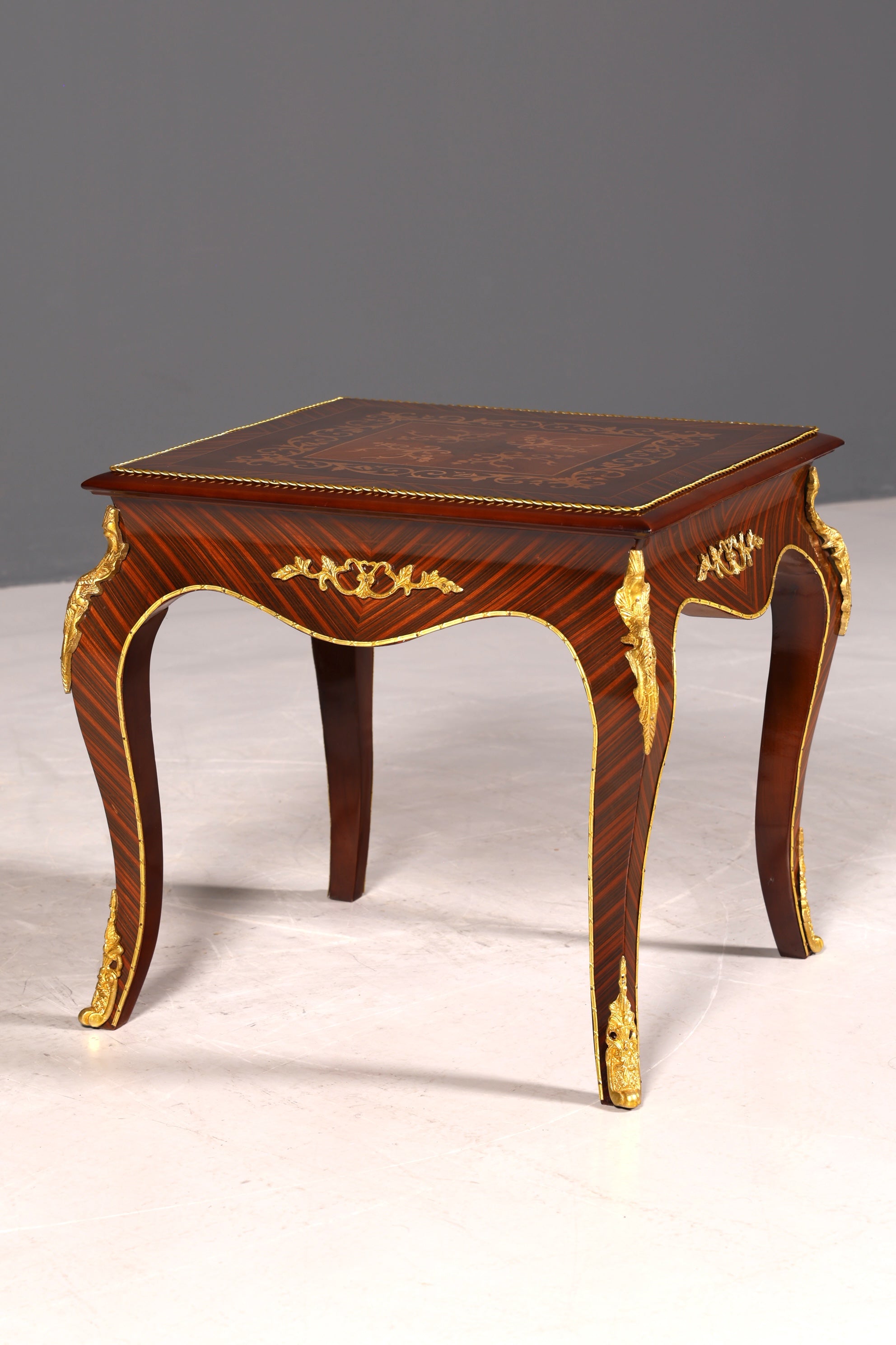 Wunderschöner Barock Stil Louis XV Couchtisch Antik Stil Ablagetisch Beistelltisch