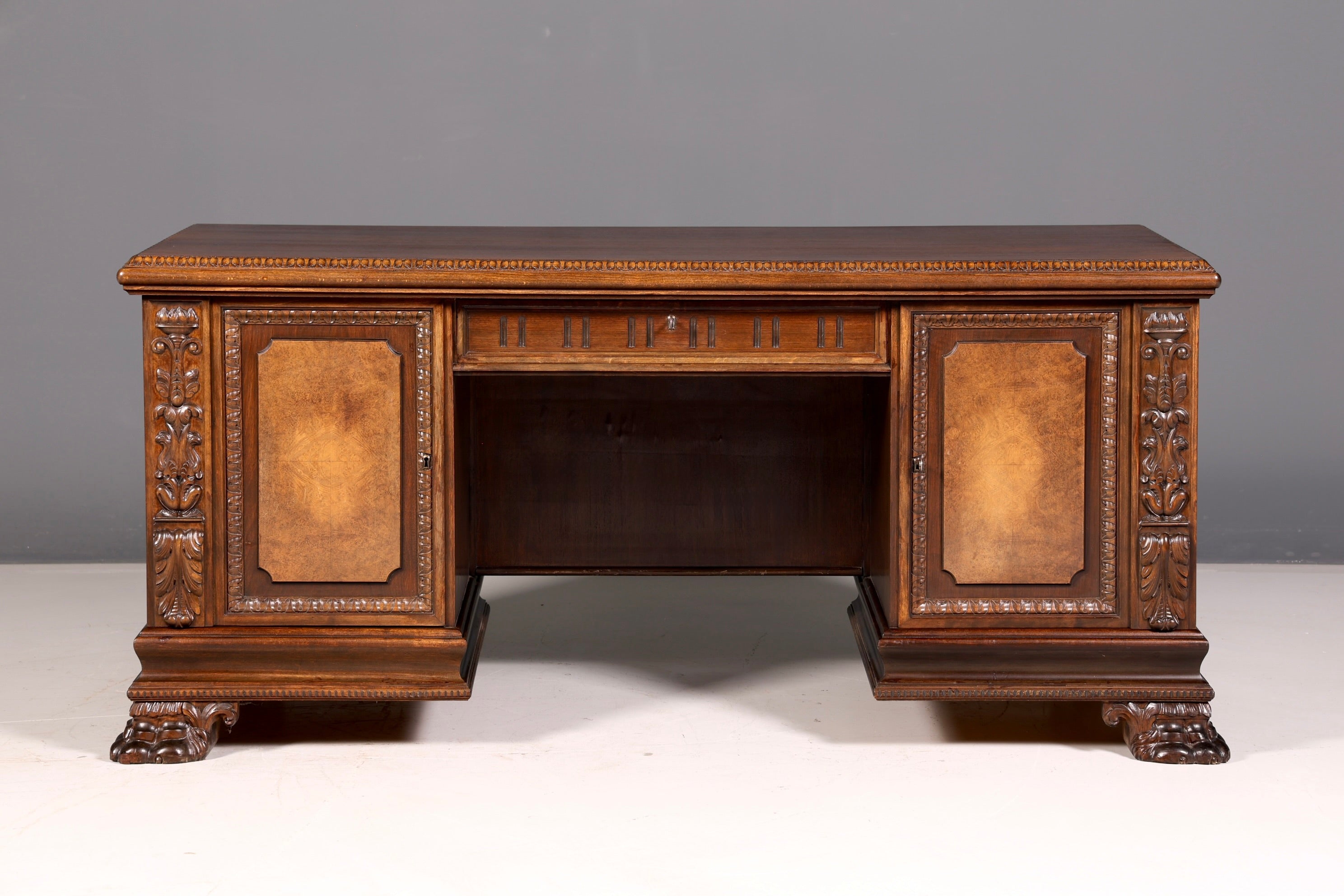 Imposanter Neorenaissance Schreibtisch Herrenzimmer Bürotisch Antik Office Table Echt Holz Vintage