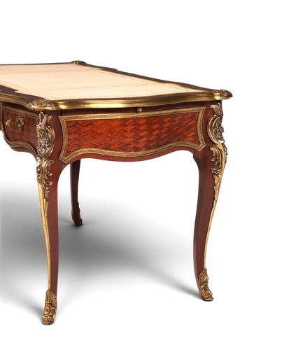G078 Finish - Louis XV Barock Schreibtisch usw. Messing Zarge, Preis muss ich noch recherchieren