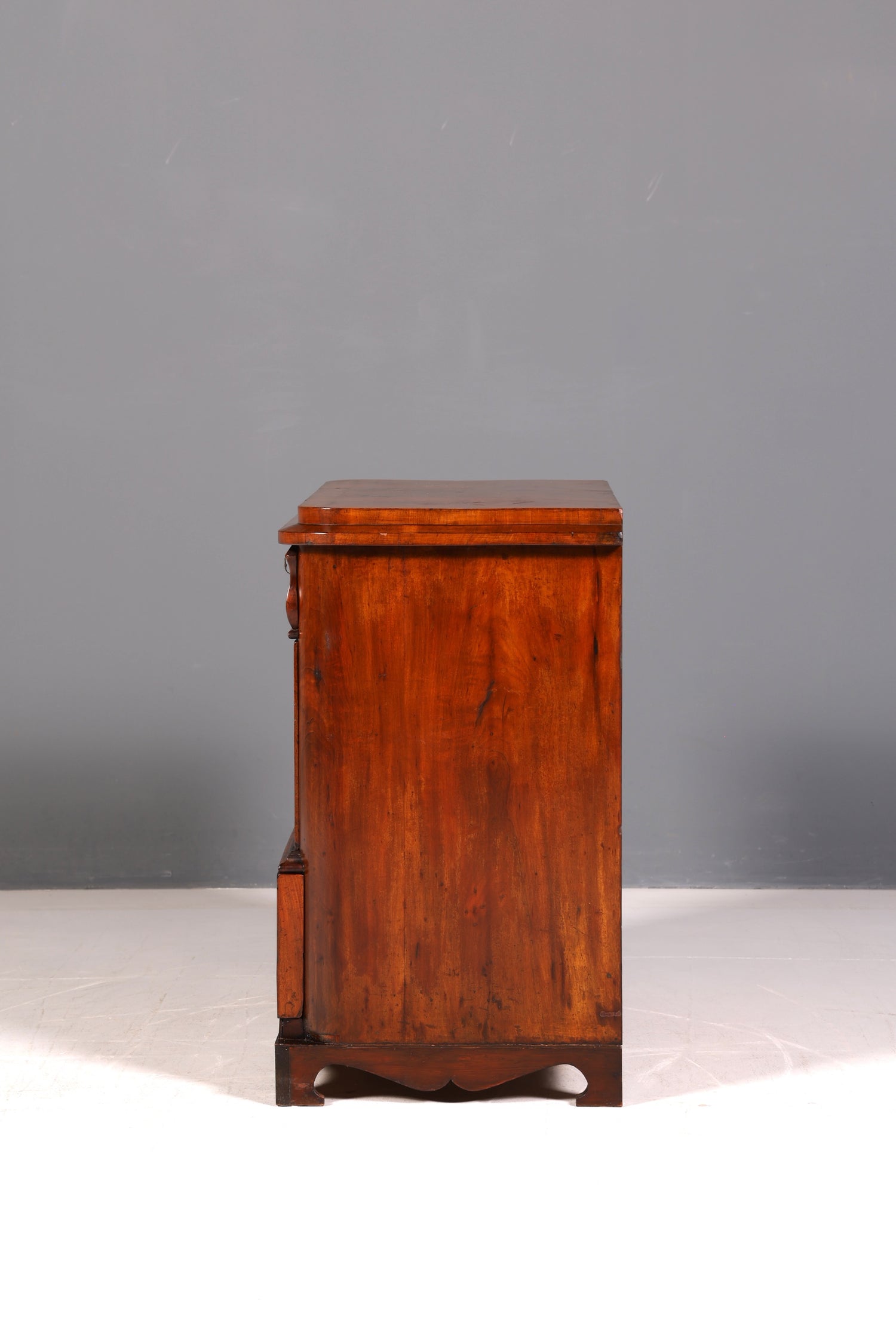 Edle Louis Philippe Kommode Nussbaum Gründerzeit Schubladenkommode Antik um 1890 Französisch