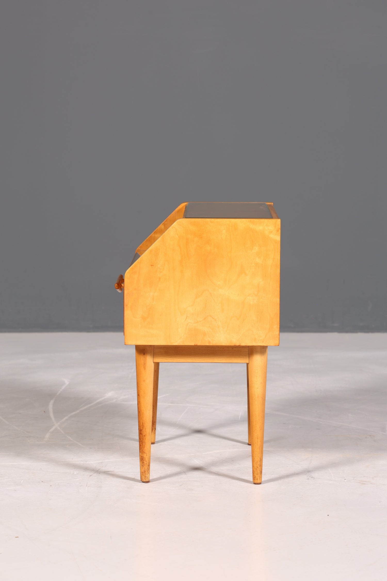 Schlichte Hellerau Kommode Mid Century Nachttisch echt Holz Beistelltisch VEB Möbel 2 von 2