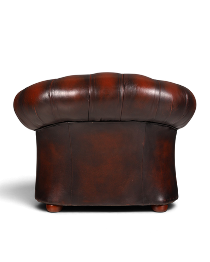 Hauptstadt Möblerei Chesterfield Centurion Sessel aus braunem Echtleder, Rückansicht des englischen Armlehnsessels