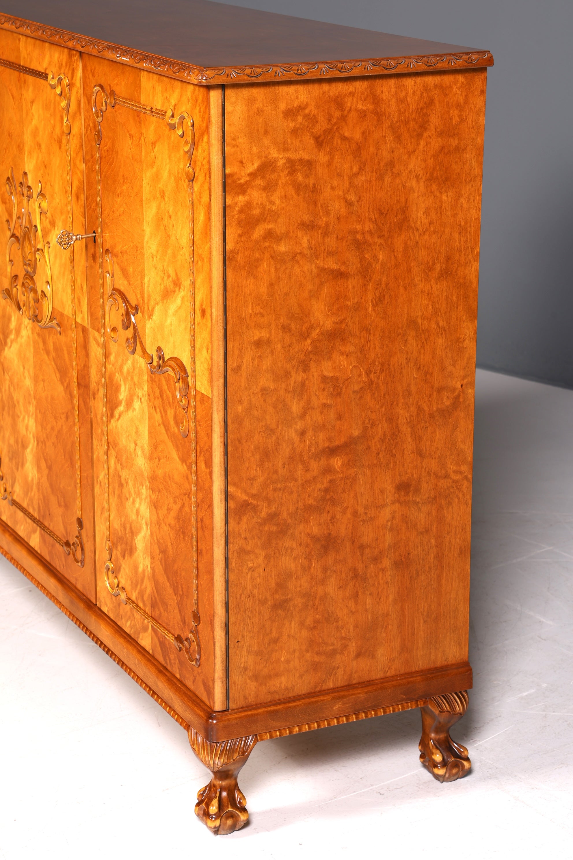 Edler Chippendale Schrank Barock Stil Vertiko Highboard Antik 50s 60s Kommode Aktenschrank Wäscheschrank