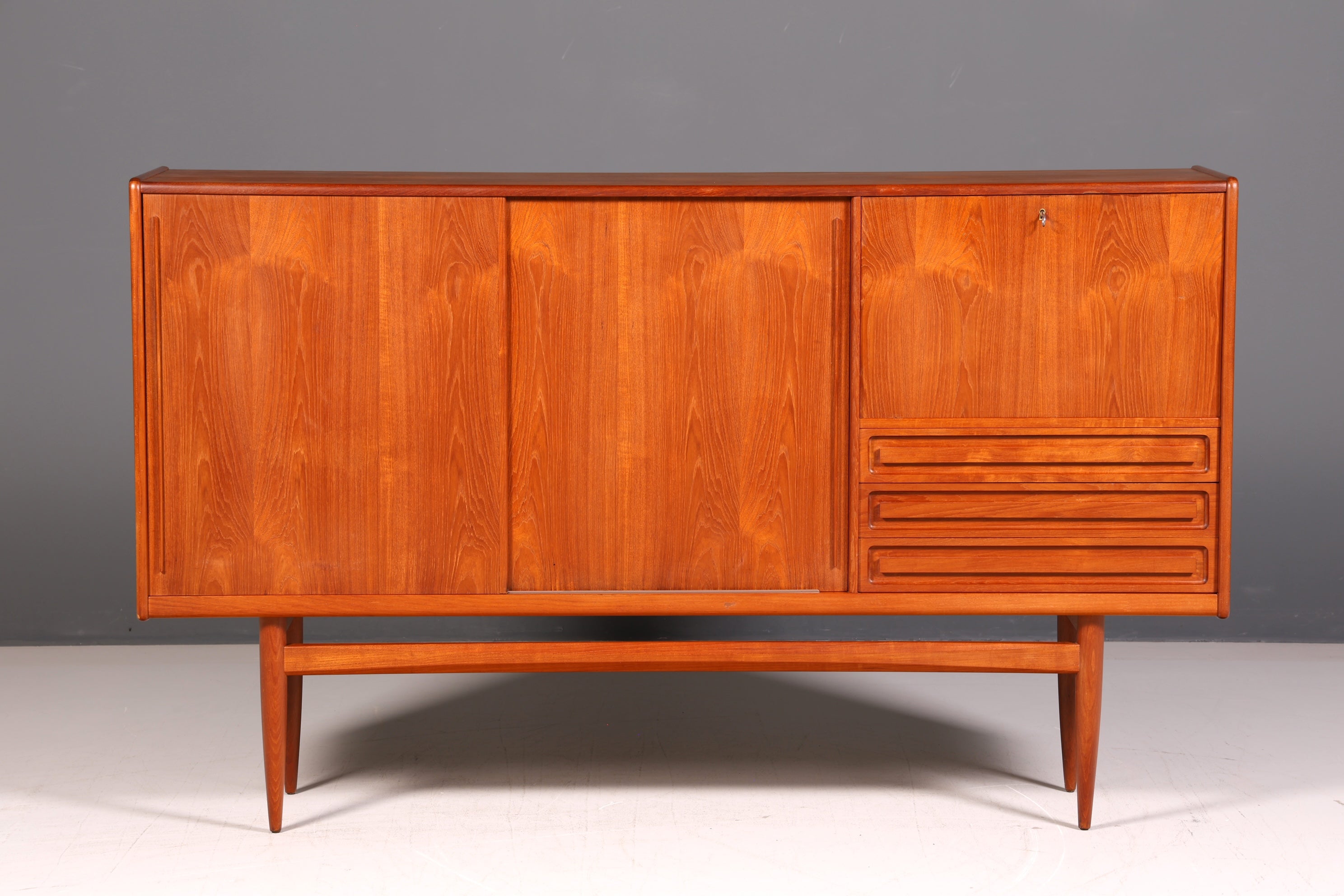 Traumhaftes Original Holger Christensen Møbelmagasiner Sideboard Teak Danish Design Kopenhagen