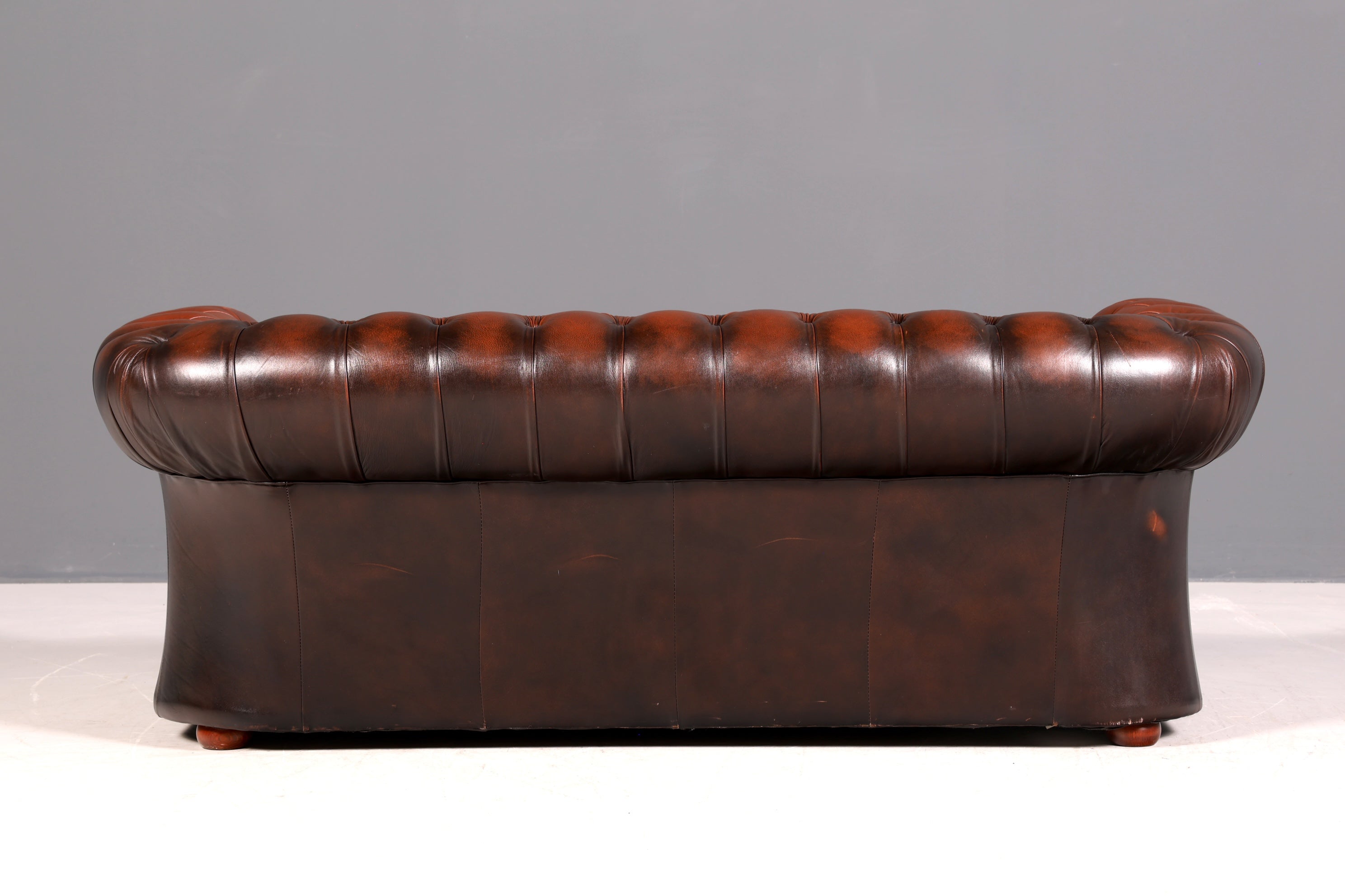 Wunderschönes Original Chesterfield Sofa 2-Sitzer Couch Englisches echt Leder Sofa UK 2 von 2