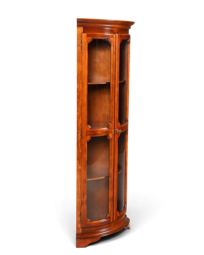 Hauptstadt Möblerei Selva Eckvitrine aus massivem Holz im antiken Stil mit Glasfront und eleganter Patina