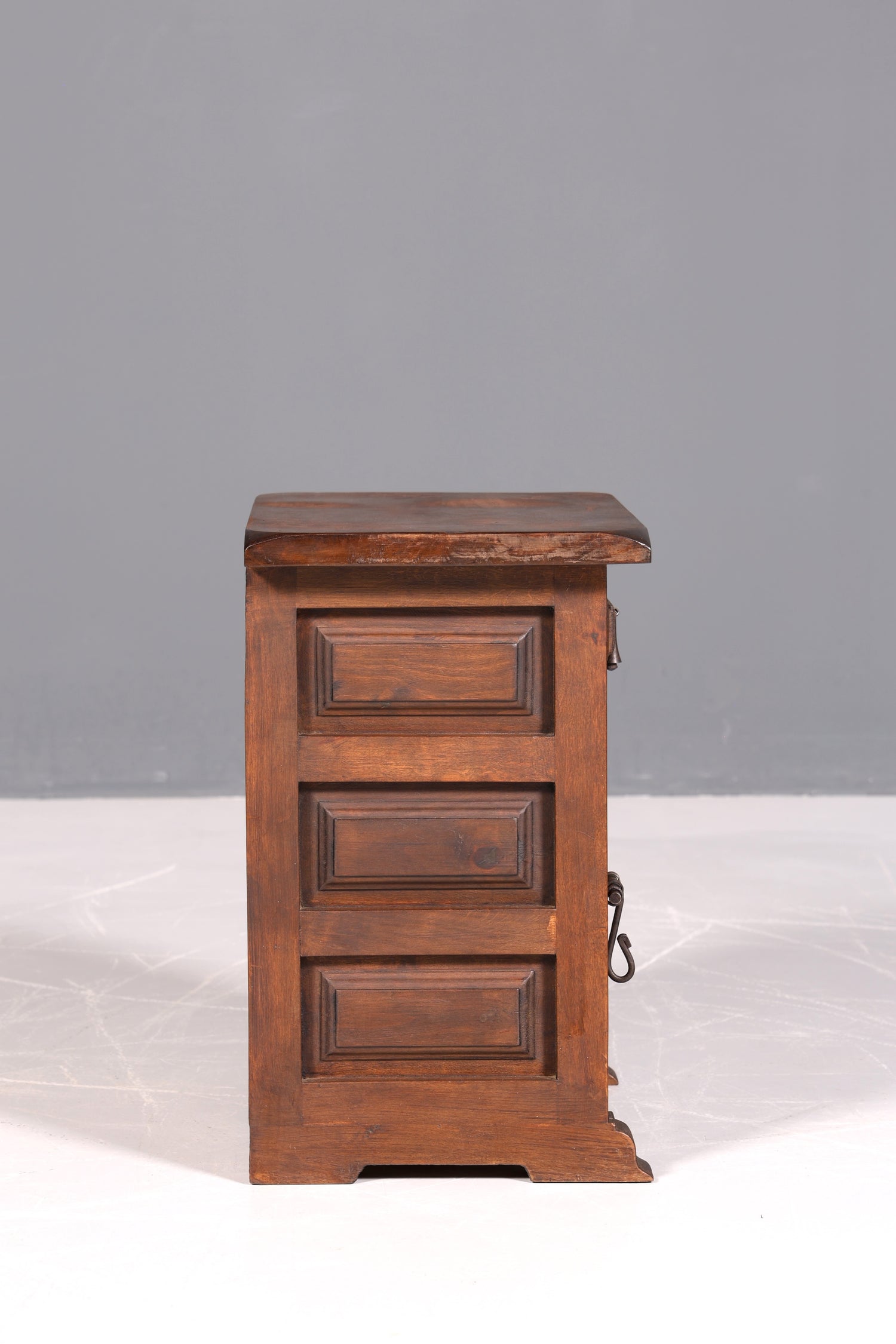 Wunderschöne Spanische Kommode echt Holz Nachttisch Kommode rustikaler Nightstand