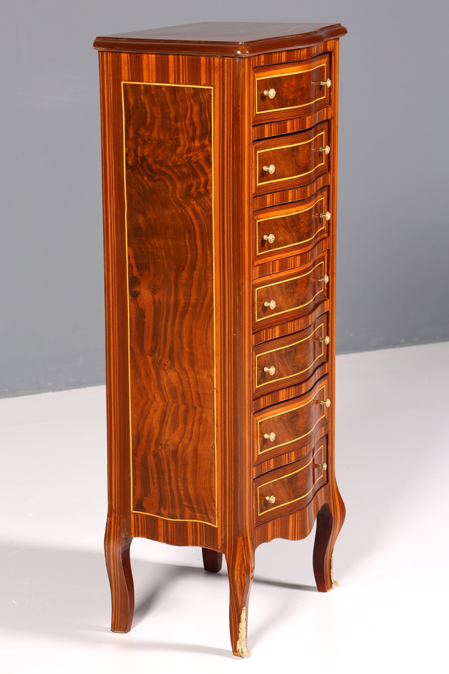 Beautiful Baroque style chest of drawers, vertico chest of drawers, 7 drawers