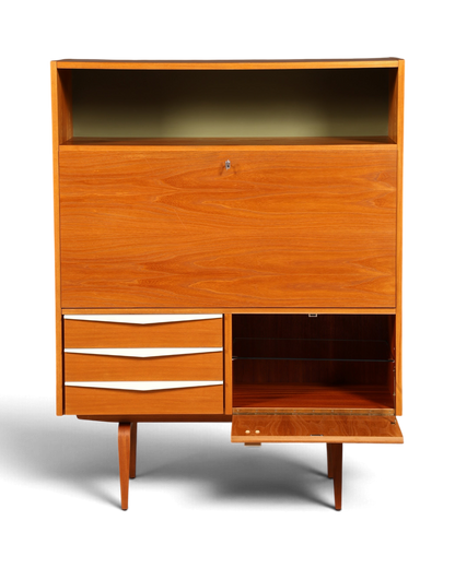 Hauptstadt Möblerei Sekretär aus Teakholz mit weißen Schubladenfronten und offenem Regalbereich im Mid-Century-Stil