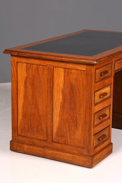 Beautiful Bauhaus-style Art Deco desk, office table, antique vintage oak