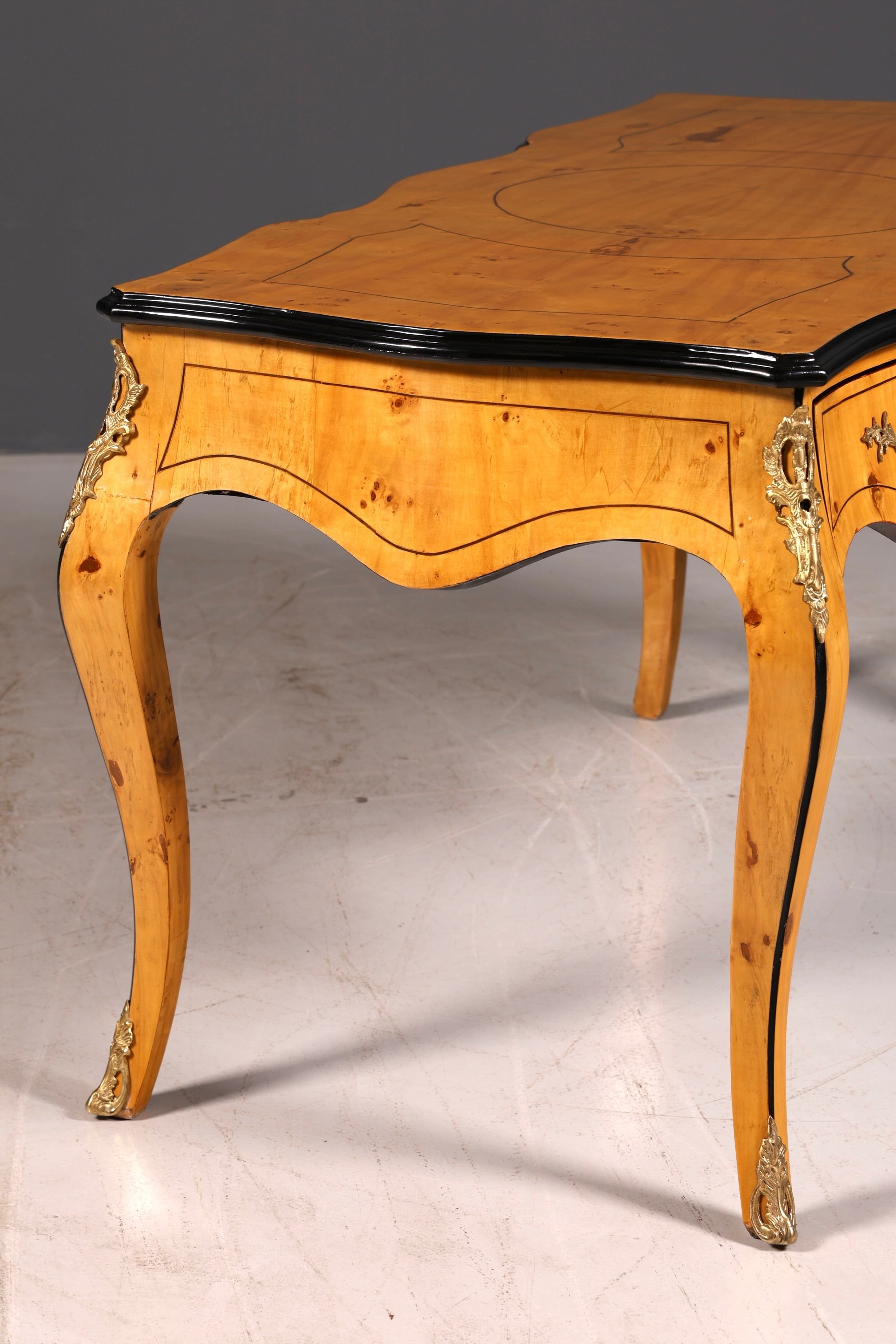 Wunderschöner Louis XV Stil Schreibtisch French Office Desk Antik Stil Bürotisch Massivholz