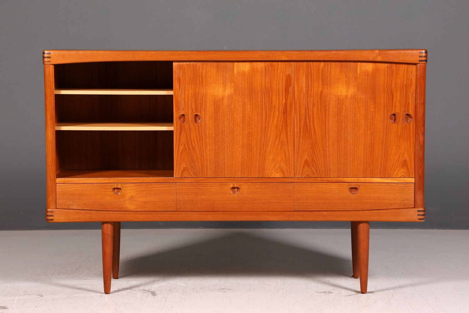 Wunderschönes Bramin Highboard Teak Danish Design Sideboard Schrank Mid Century Vintage 60s