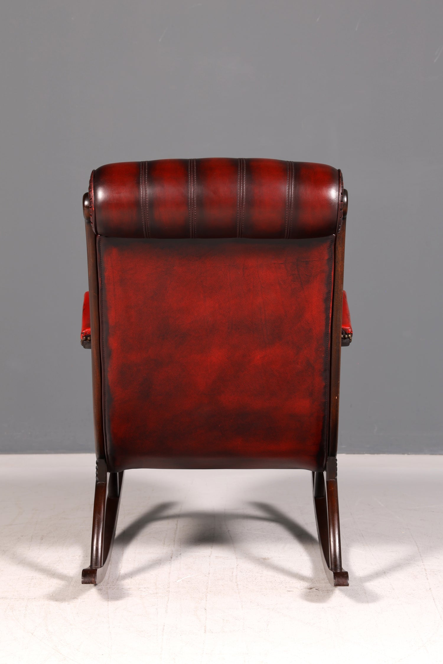 Stilvoller Original Chesterfield Schaukelstuhl Oxblood Englischer Armlehnsessel Echt Leder Englisch Schwingsessel Herrensessel UK