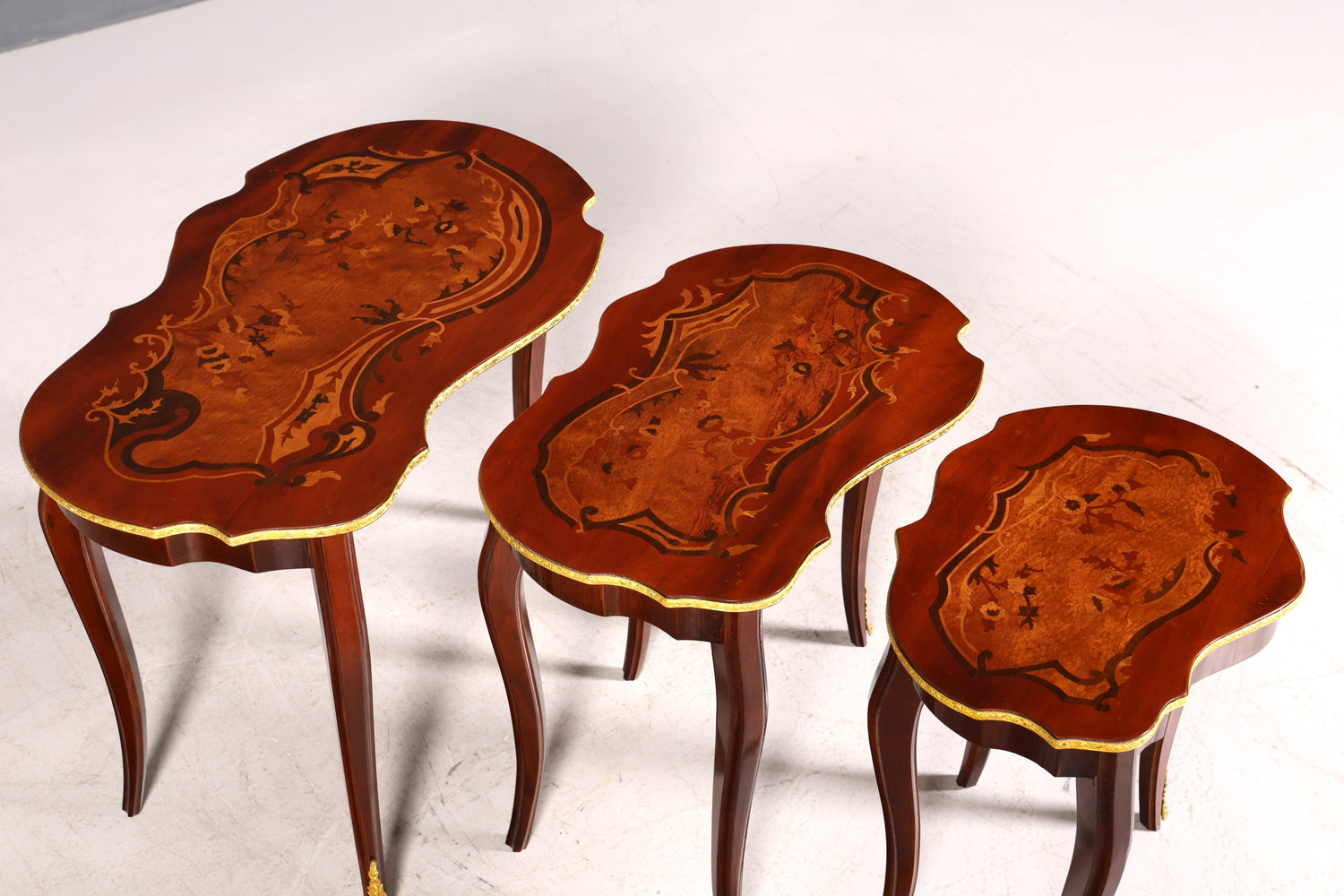 Traumhaftes Beistelltisch Set 3er Satz Barock Antik Barock Stil Tisch Set