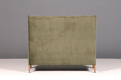 Wunderschönes Loberon Ohrenbackensofa Modell Ombra Antikgrün Samt Sofa 2-Sitzer Ohrensofa Retro Mangoholz