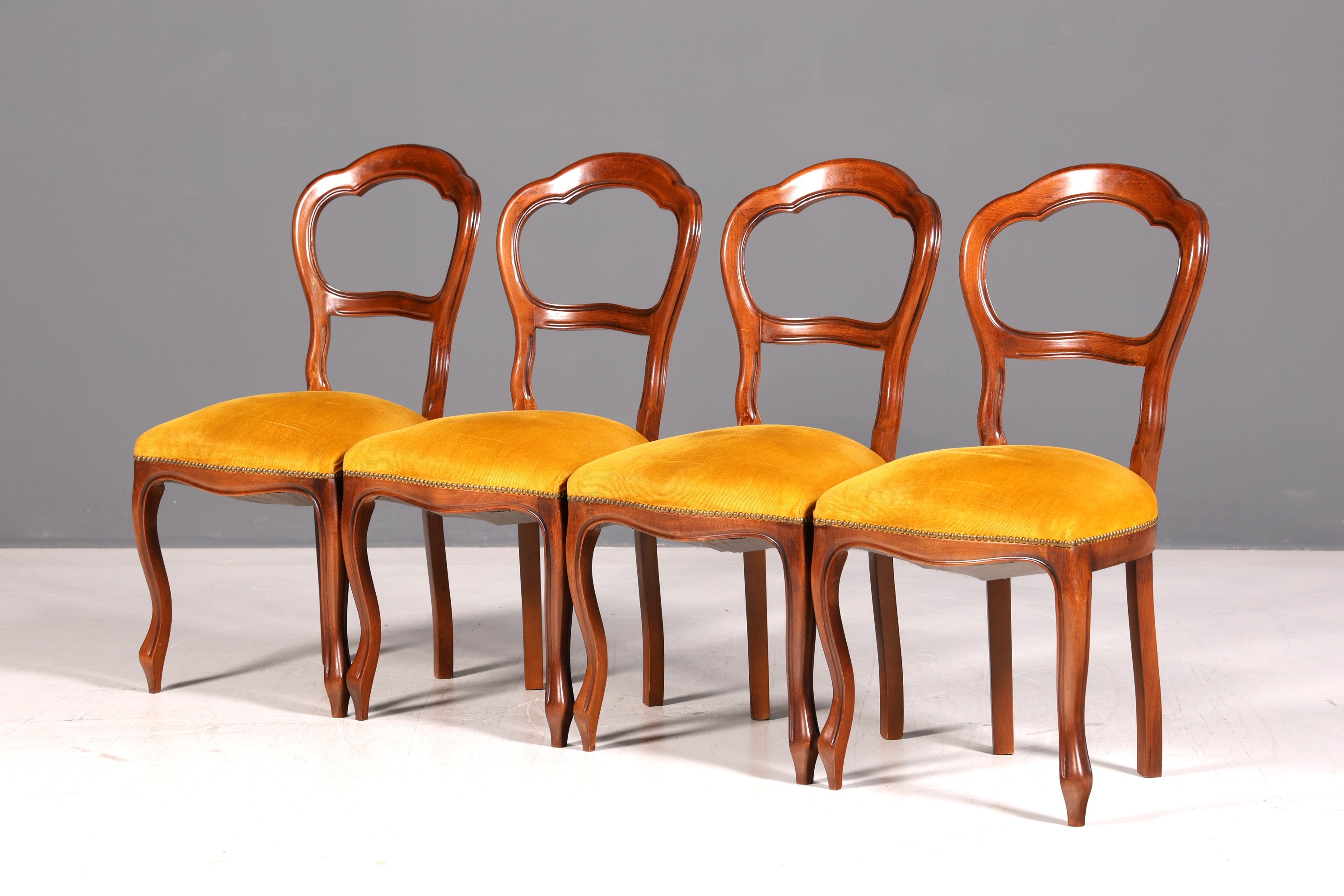Edle 4x Louis Philippe Stühle Set um 1880 Antik Biedermeier Nussbaum Esszimmerstühle Polsterstühle Sekretär Stühle Vintage