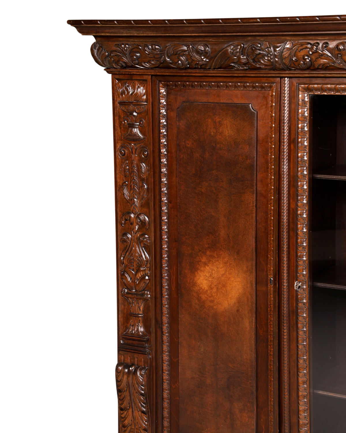 Hauptstadt Möblerei Neorenaissance Bücherschrank aus dunklem Echtholz mit aufwendigen Schnitzereien und Vitrineneinsatz