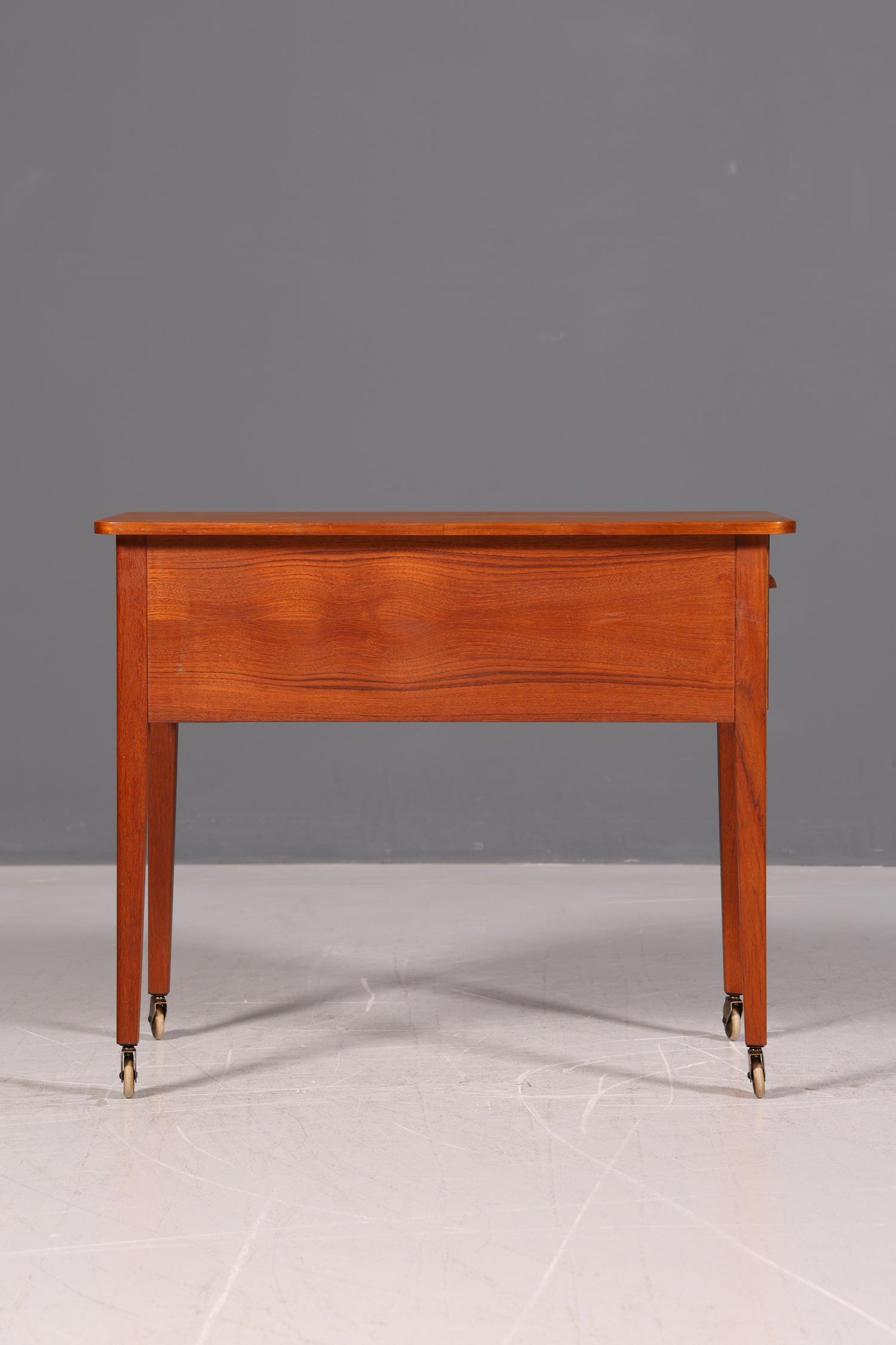 Wunderschöner Mid Century Beistelltisch Nähkasten Nähtisch Retro 60er Rolltisch Vintage Holz Skandinavisch