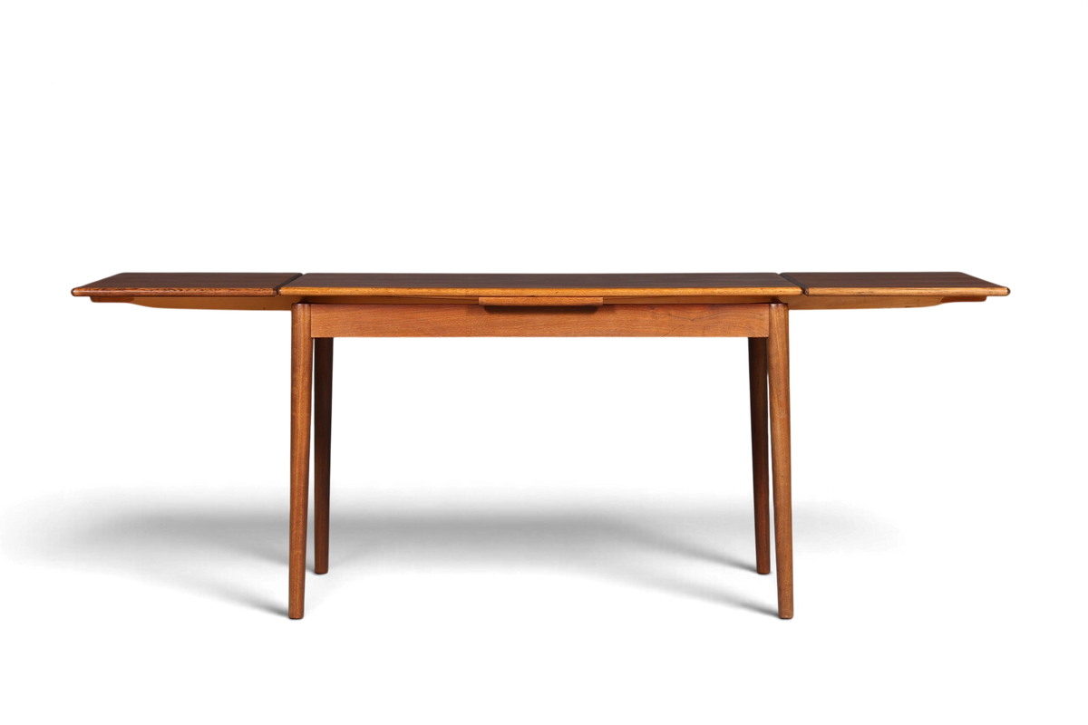 Hauptstadt Möblerei Mid Century Esstisch aus Palisander mit Ausziehfunktion und eleganter Holzmaserung
