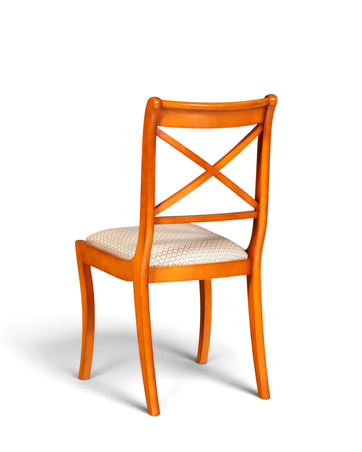 Hauptstadt Möblerei İngiliz tarzı meşe ağacından üretilmiş, desenli döşemeli ve çapraz sırtlı klasik ahşap sandalye