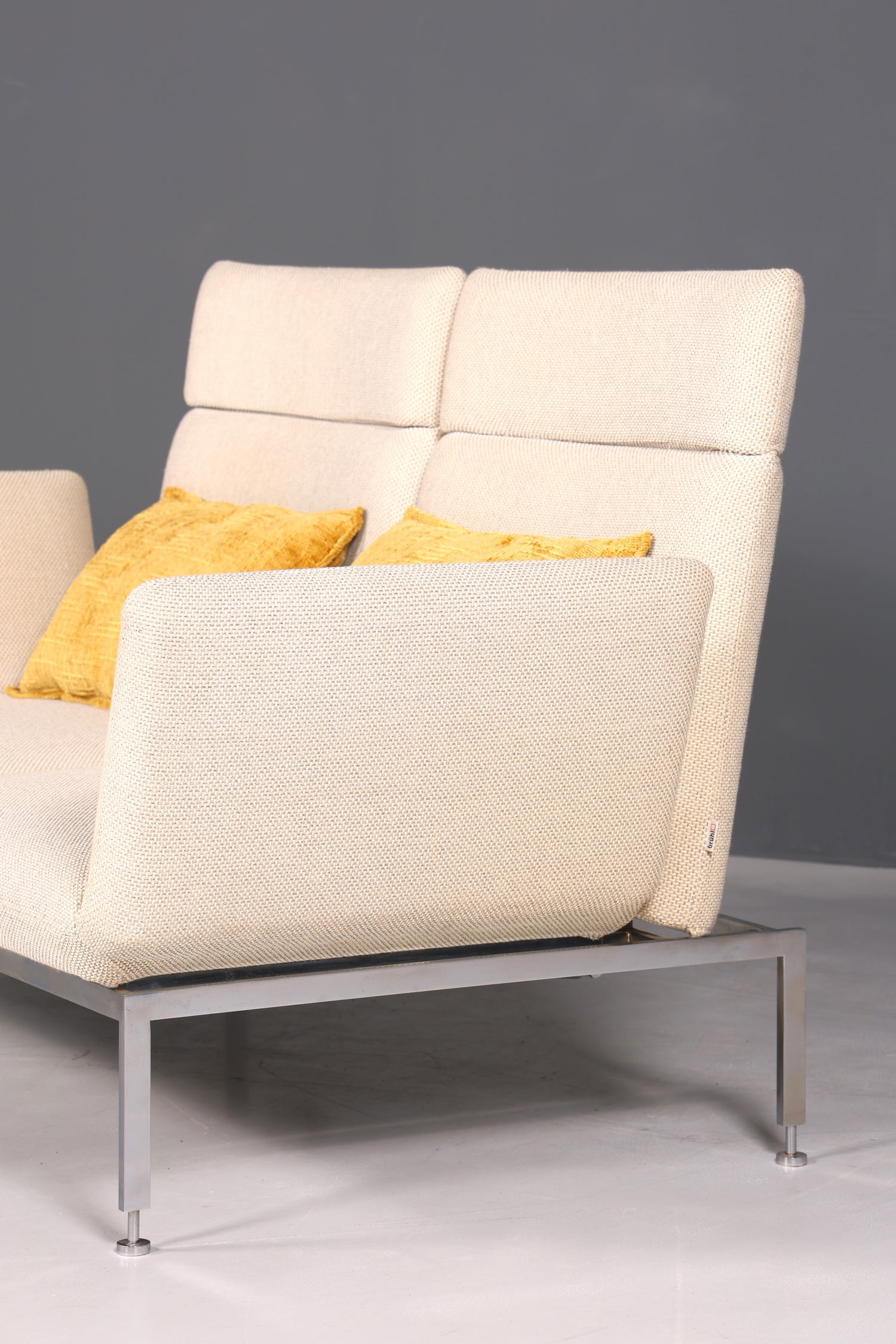 Wunderschönes Designer Brühl Roro Sofa 2 Sitzer Couch Schlafsofa Designed by Roland Meyer-Brühl Gästebett