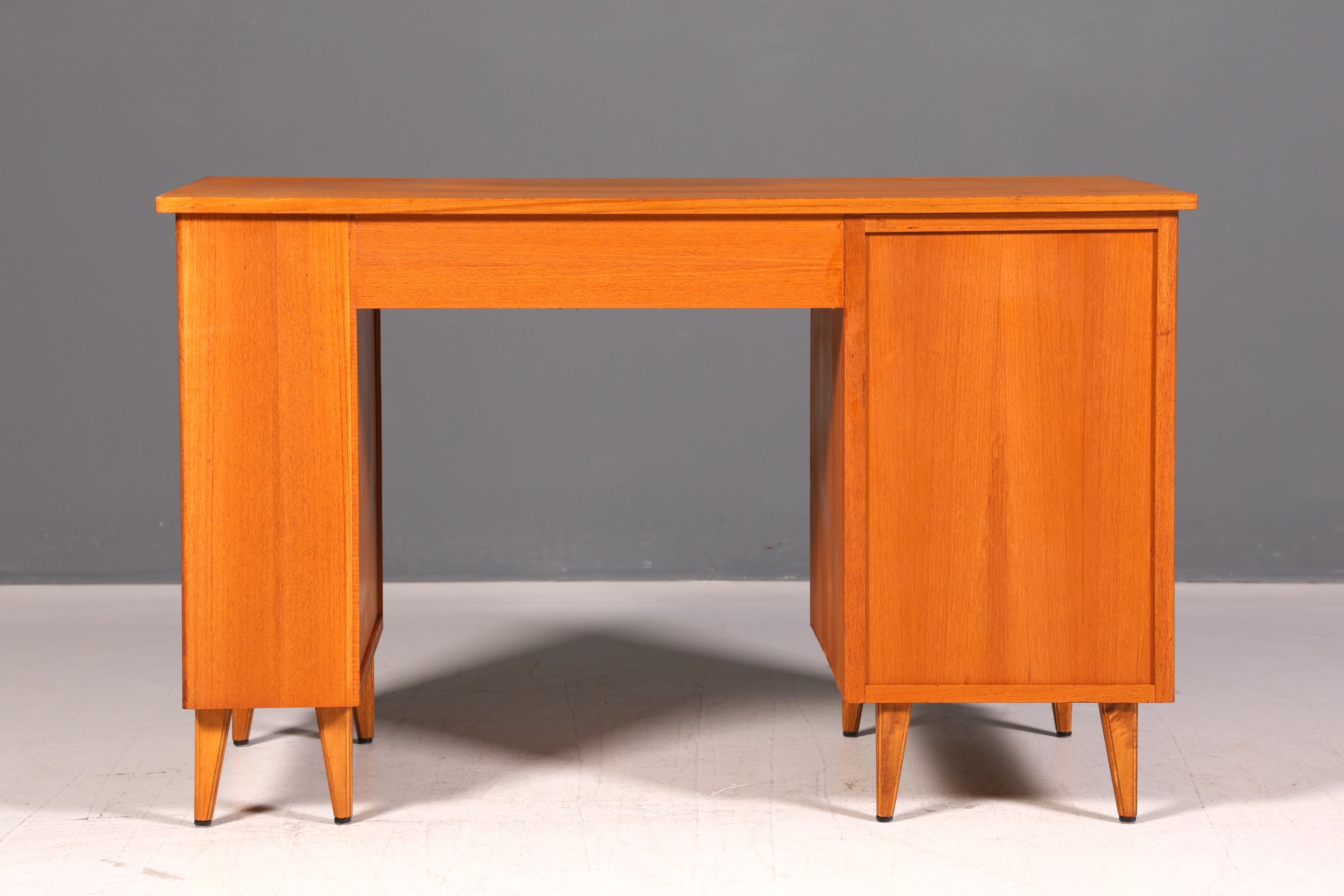 Wunderschöner Mid Century Schreibtisch Danish Design Bürotisch Vintage Retro 60er Office Table Arbeitstisch Holz Skandinavisch
