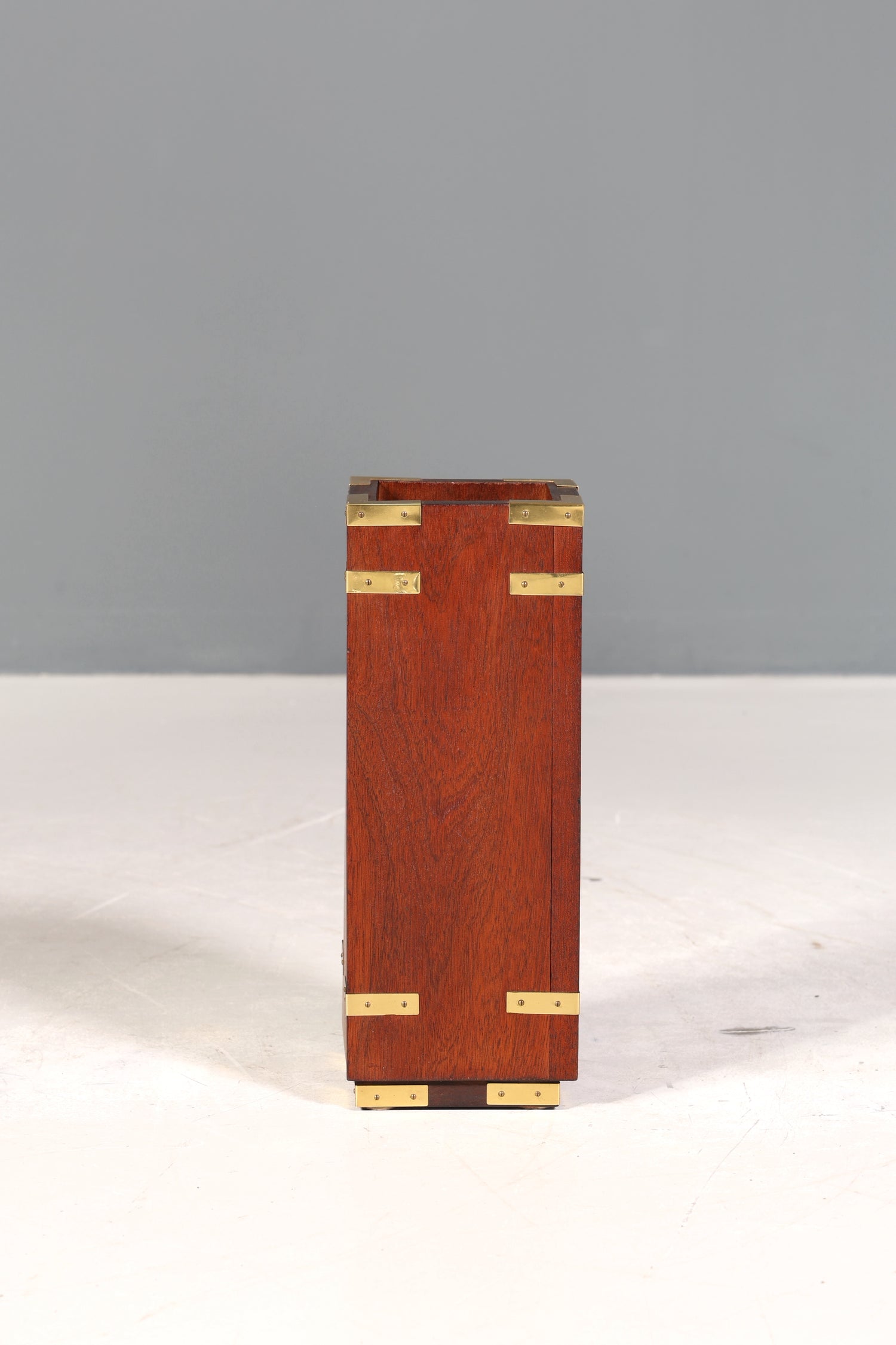 Wunderschönes Maritimes Kaminzubehör Englisch Mahagoni Kaminbesteck Set Military Behälter