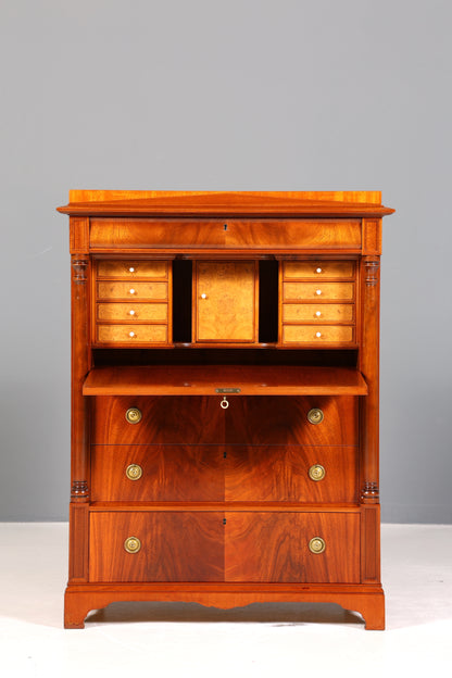 Stilvoller Sekretär im Biedermeier Stil Englisch Kommode Antik Bürokommode