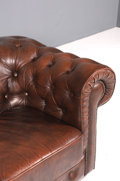 Wunderschönes Original Chesterfield Sofa Englisch echt Leder 2- Sitzer Couch