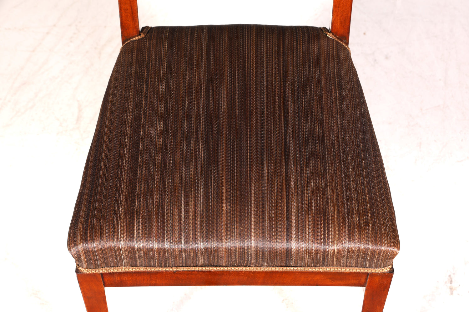 Traumhafter Biedermeier Stuhl Antik Küchenstuhl echt Holz Sekretär Stuhl Esszimmer Stuhl 1 von 2