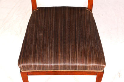 Traumhafter Biedermeier Stuhl Antik Küchenstuhl echt Holz Sekretär Stuhl Esszimmer Stuhl 1 von 2