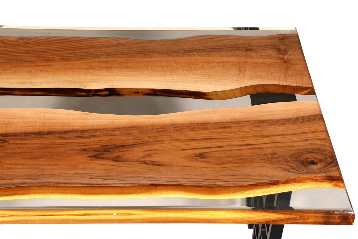 Hauptstadt Möblerei Esstisch aus massivem Nussbaumholz mit klarem Epoxidharz River Table Design und natürlicher Maserung
