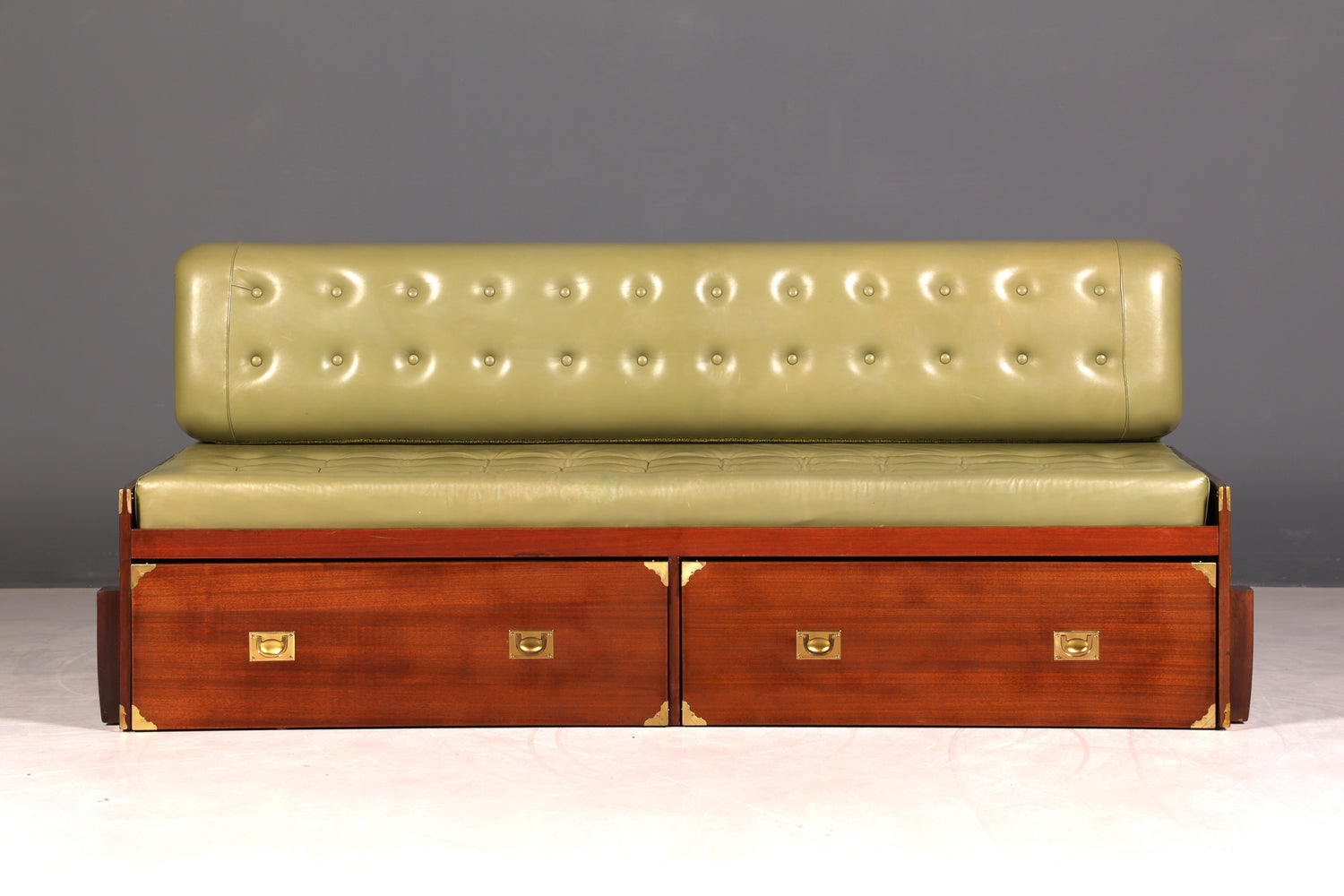 Seltenes Maritim Sofa Daybed Schlafcouch Englischer echt Leder Military Chest Bett Antik