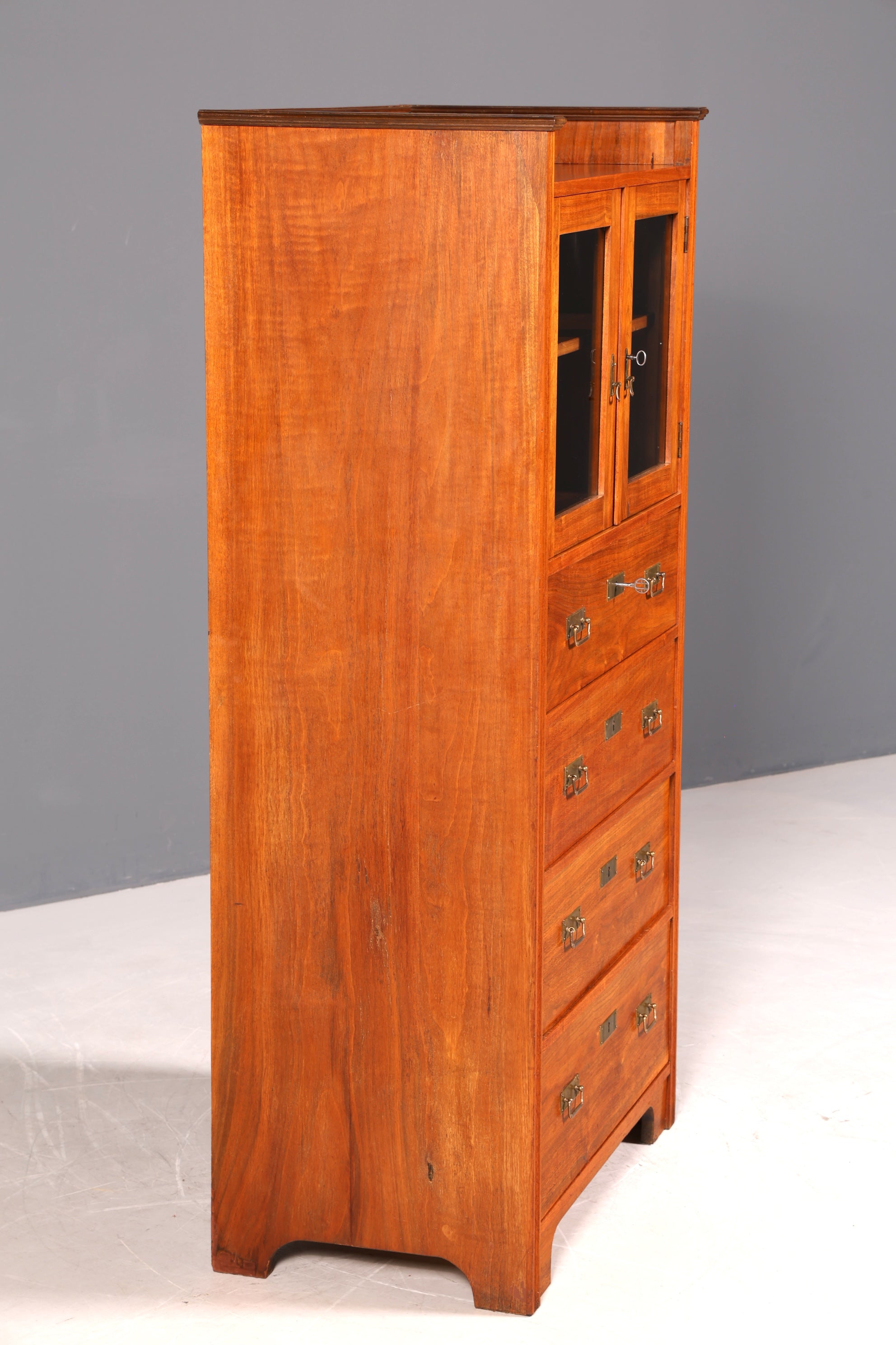 G358 Finish Traumhafte Jugendstil Vitrine Antike Holz Bücherschrank Eiche Antik Schrank Geschirrschrank (Kopie)