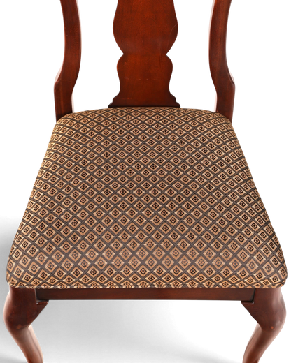 Hauptstadt Möblerei Drexel Heritage Chippendale Stuhl aus Holz mit gemustertem Stoffbezug in braun und beige