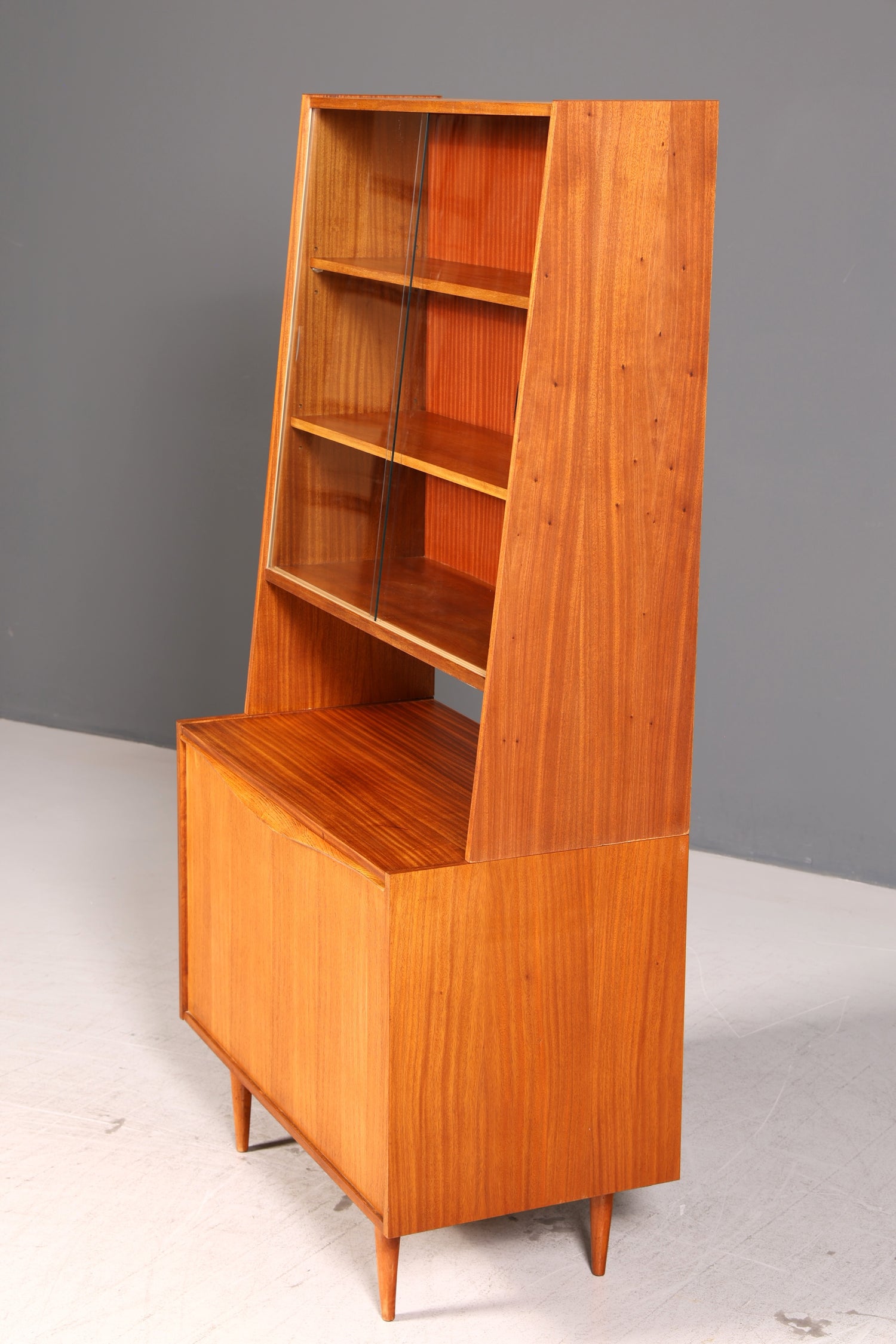 Wunderschönes Mid Century Regal Bücherregal Vintage Highboard Schrank Klapprschrank Holz 60s