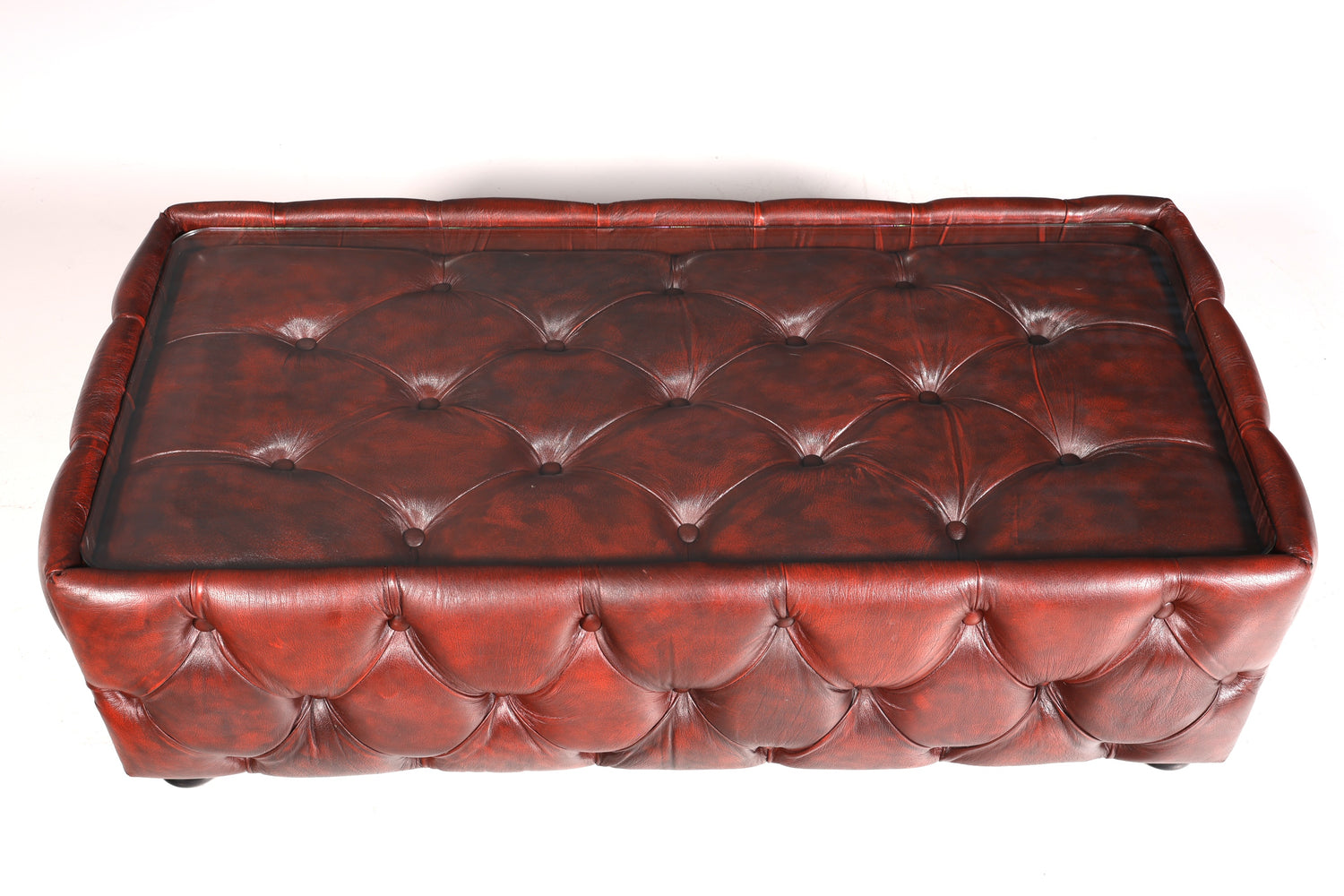 Traumhafter Chesterfield Tisch Englischer Couchtisch echt Leder Englisch Oxblood Lounge Table