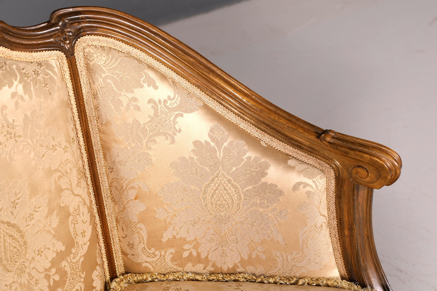 Edler Chippendale Armlehnsessel Barock Stil Samt Stoff Sessel Armchair Rococo Antik Polstersessel