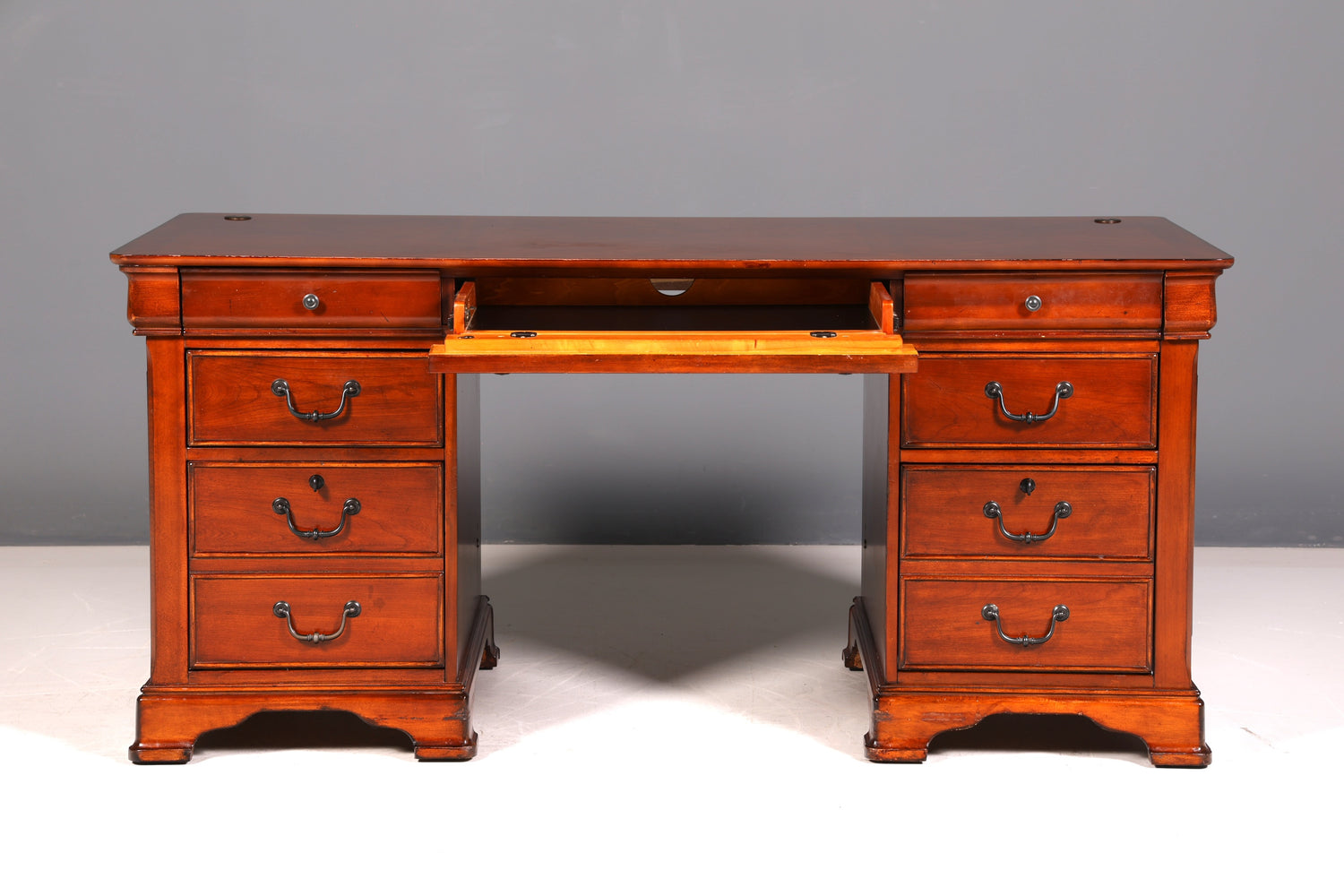 Wunderschöner Englischer Schreibtisch Liberty Furniture  Bürotisch Antik Office Desk