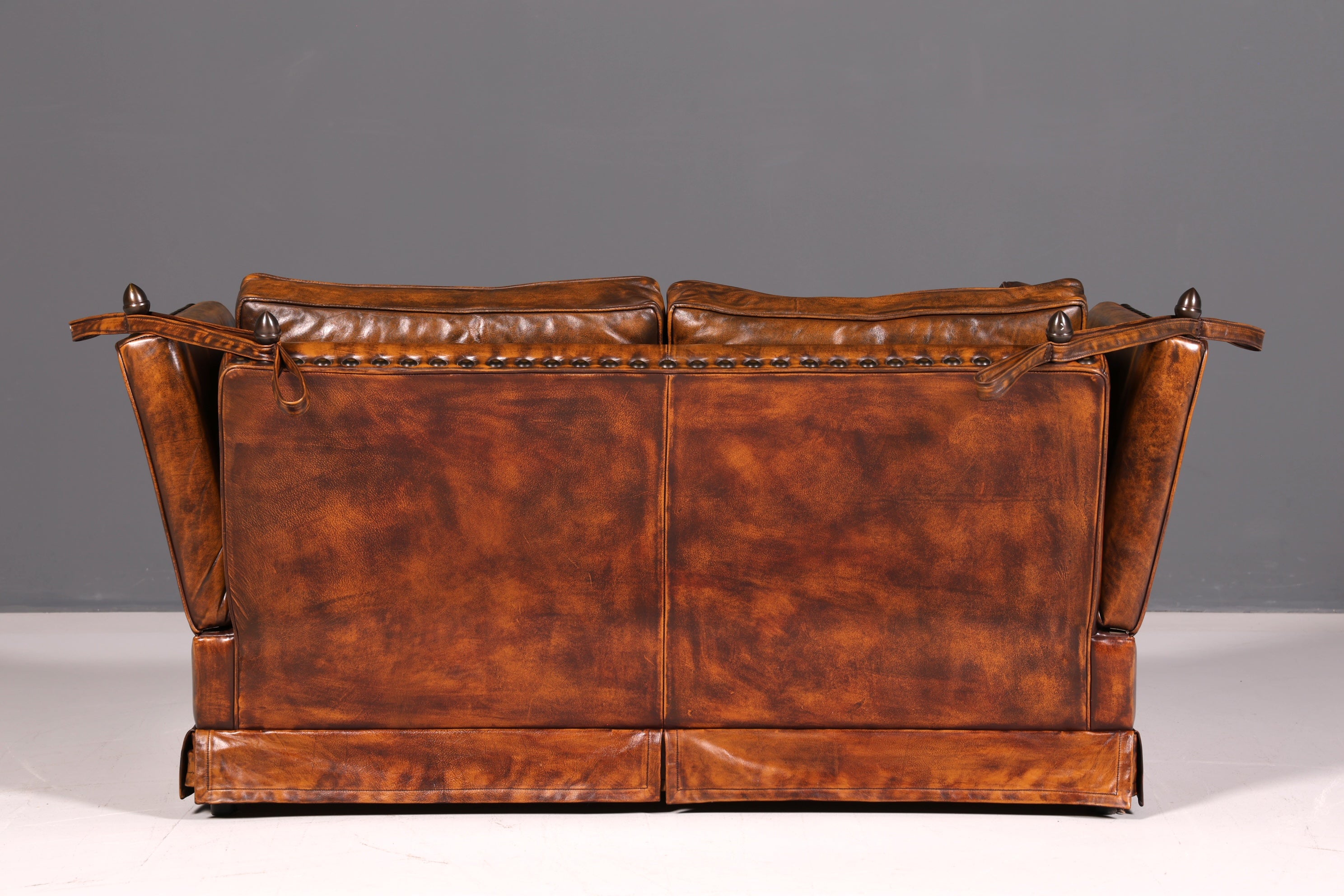 Wunderschönes Englisches Sofa im Knole Stil echt Leder Couch Englisch Polstersofa Antik Stil