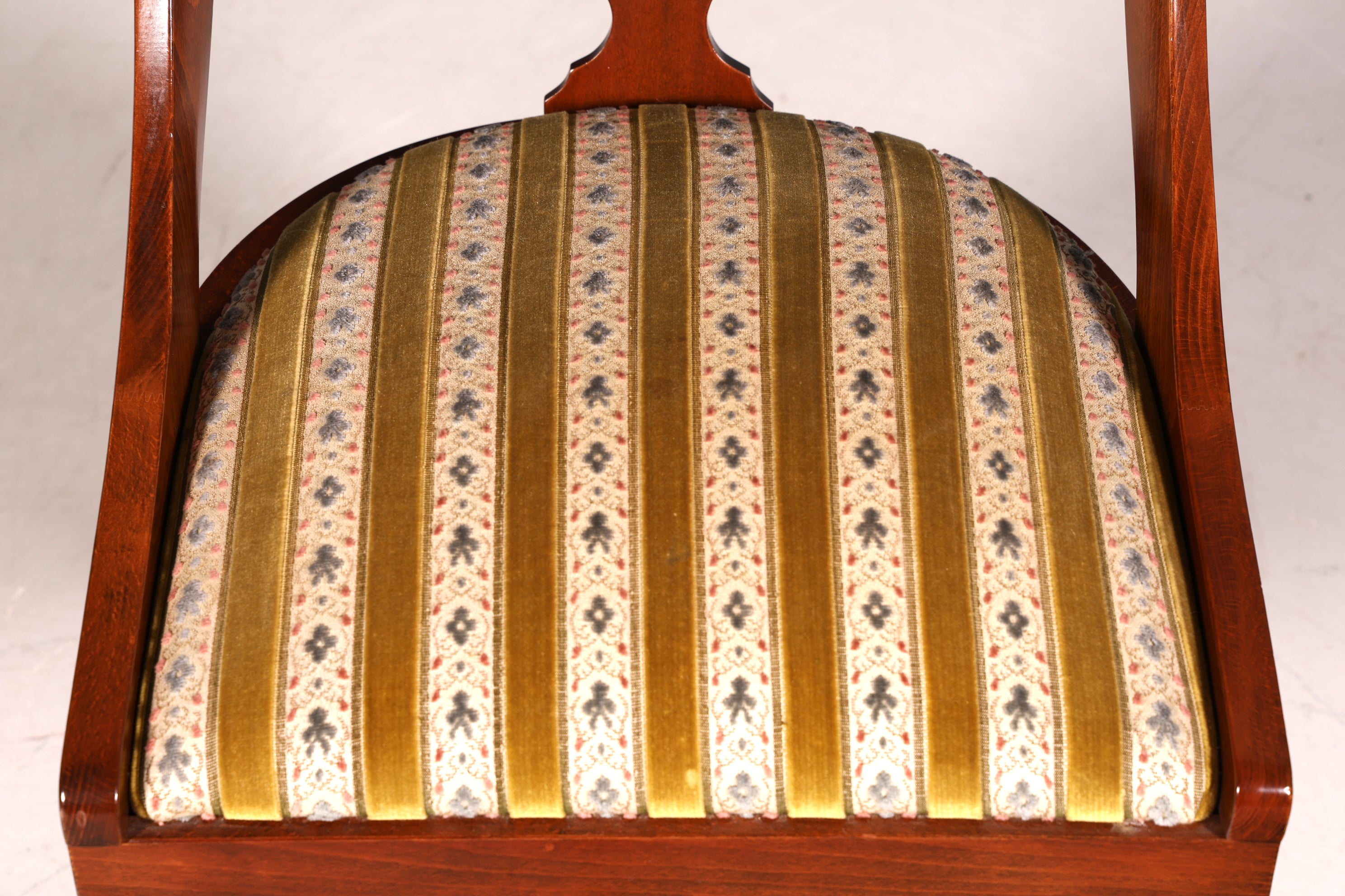 Wunderschöner Englischer Stuhl UK Küchenstuhl Antik Stil Sekretär Stuhl Polsterstuhl