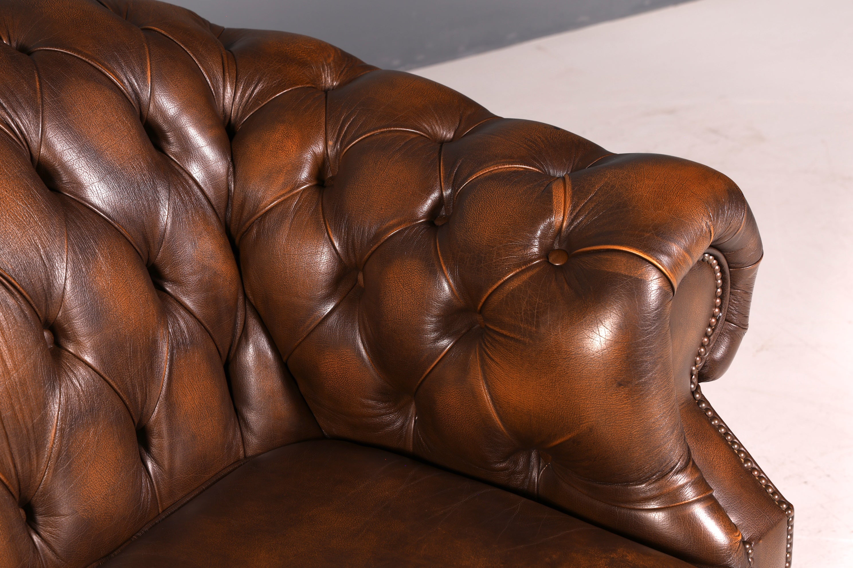 Wunderschöne Original Chesterfield Centurion 2-Sitzer Couch Englisches echt Leder Sofa UK