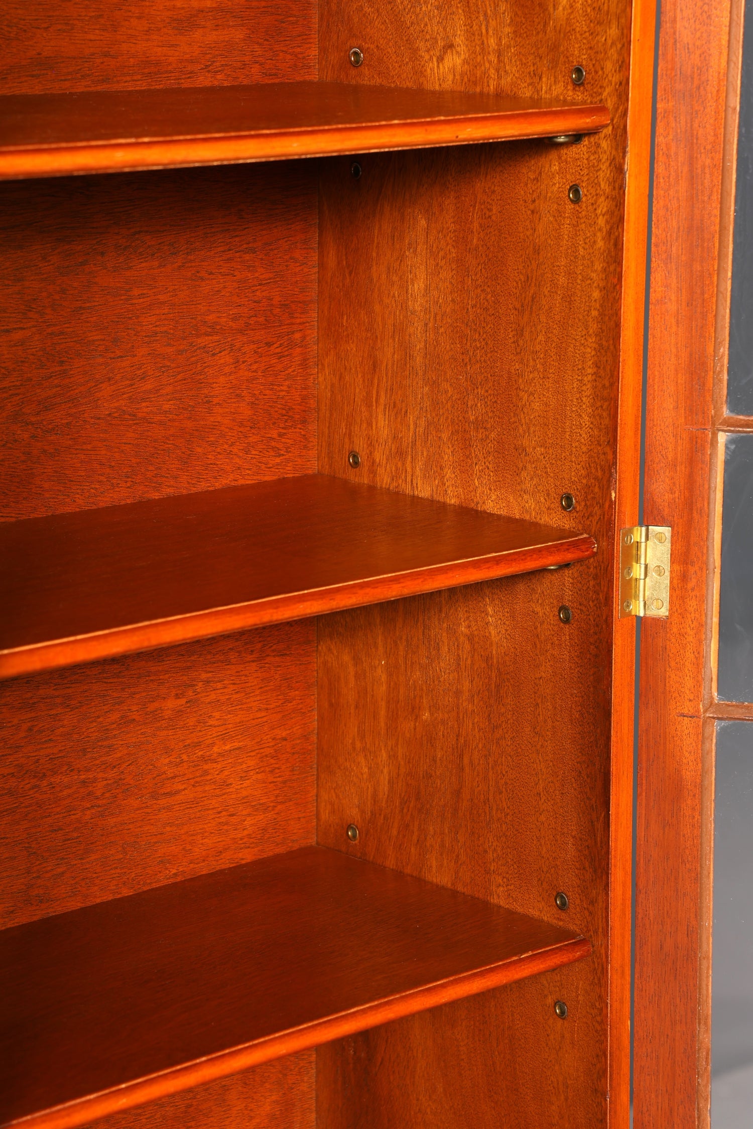 Wunderschöne Englische Vitrine Bücherschrank Buffet Antik Stil Englisch Eibe Glasvitrine Bibliothek