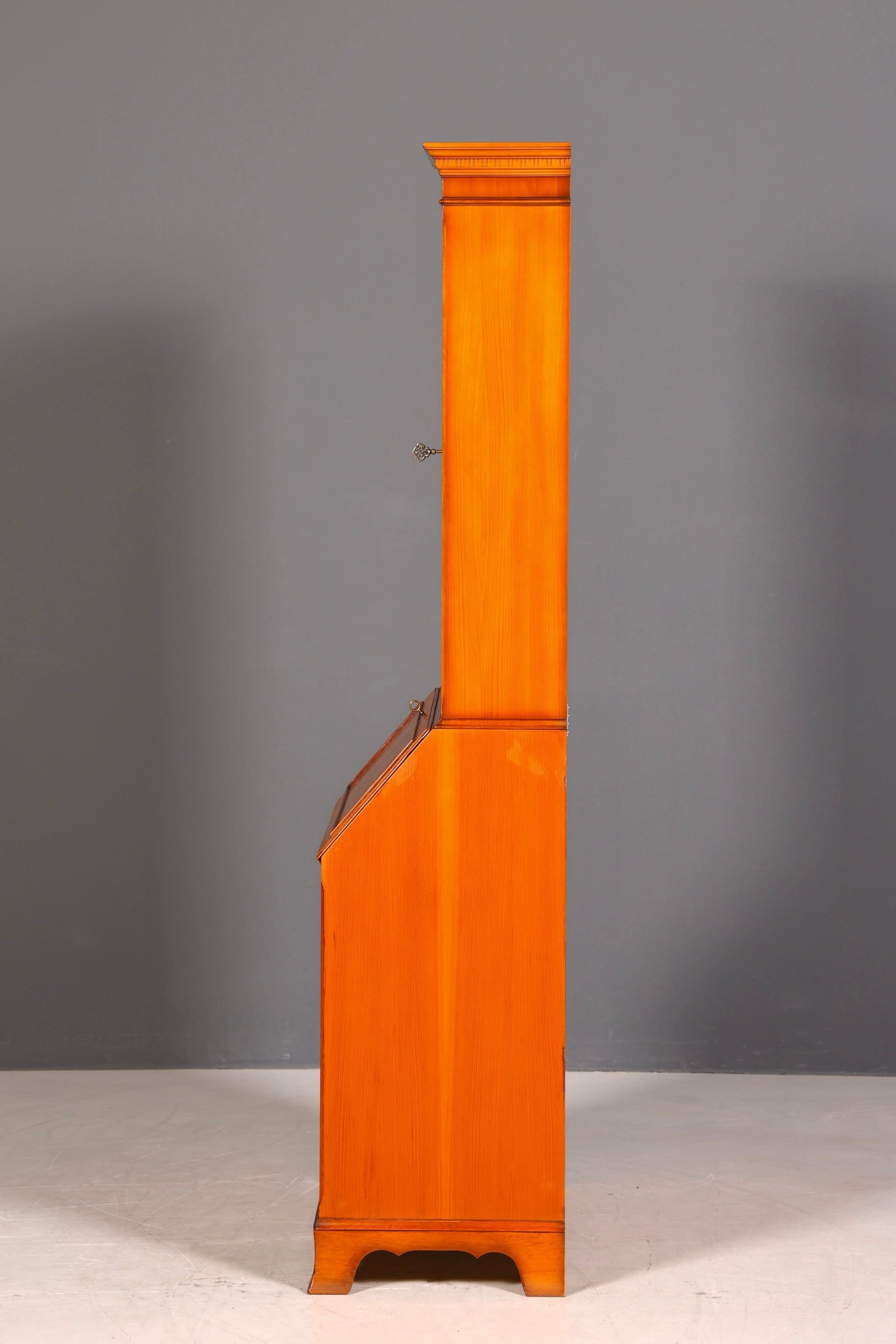 G581 Finish Stilvoller Englischer Sekretär Original Heldense Büro Aufsatzsekretär Eibe Antik 60S Vitrinen Schrank UK (Kopie)